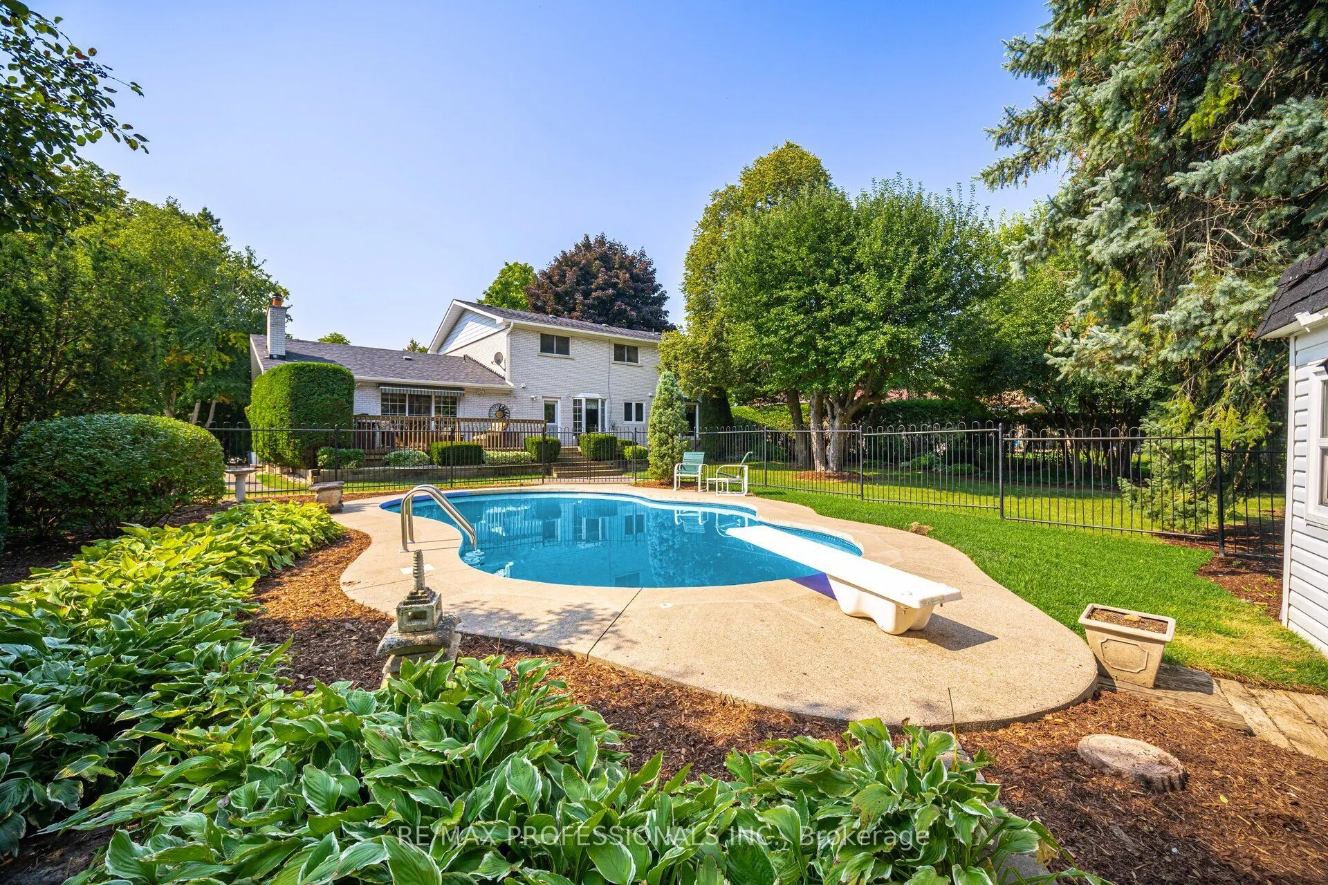 70 Hillside Drive