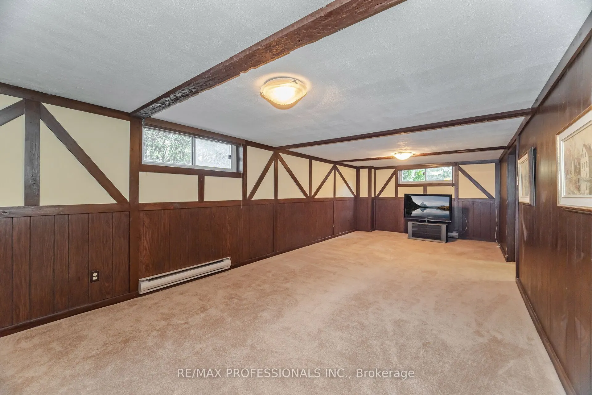 70 Hillside Drive
