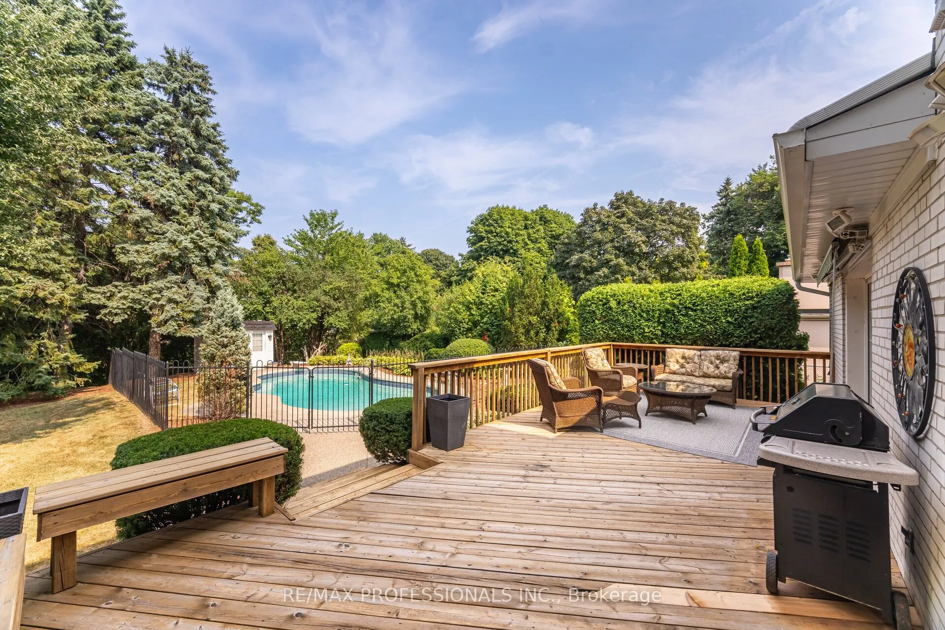 70 Hillside Drive