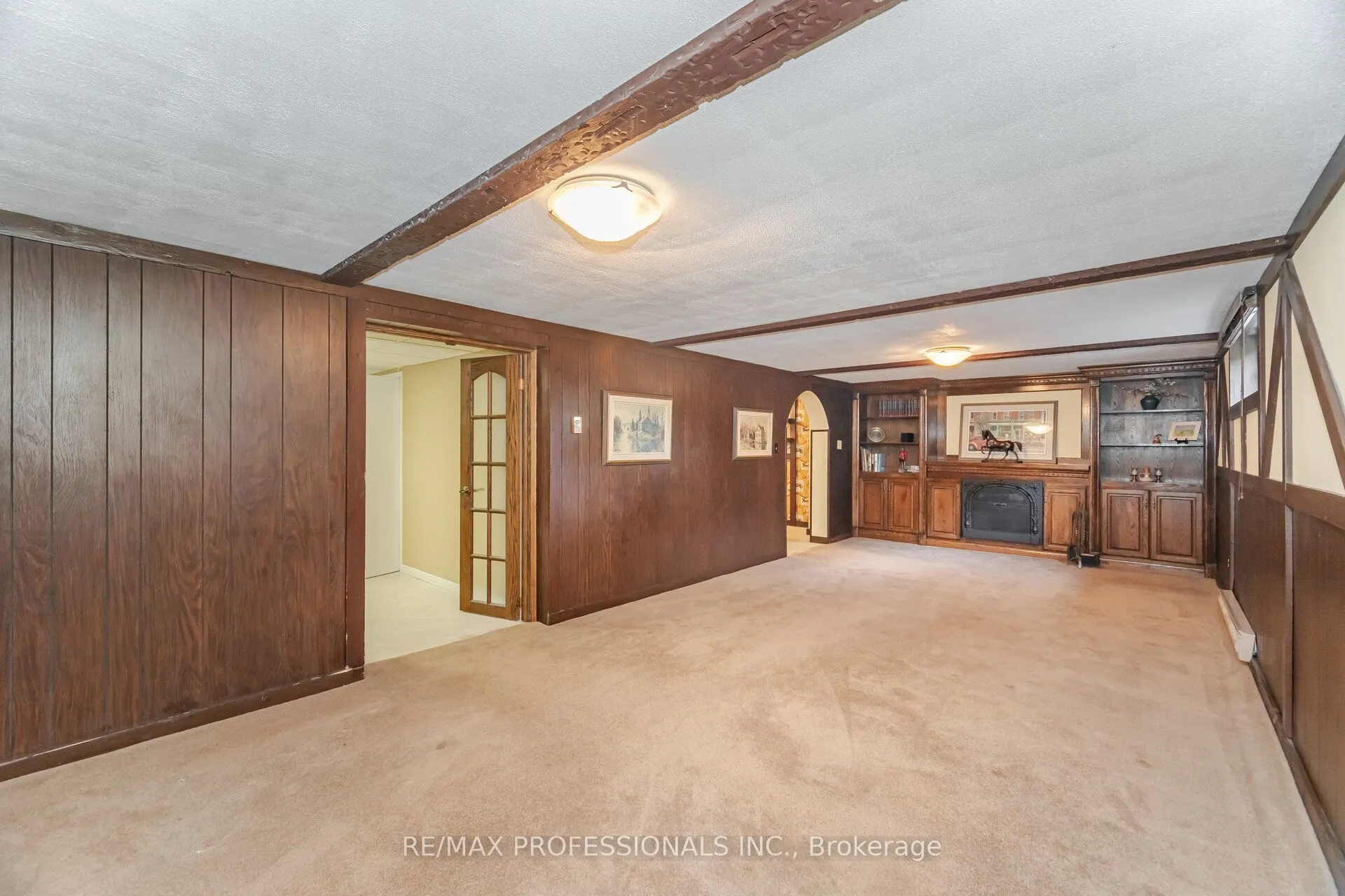 70 Hillside Drive