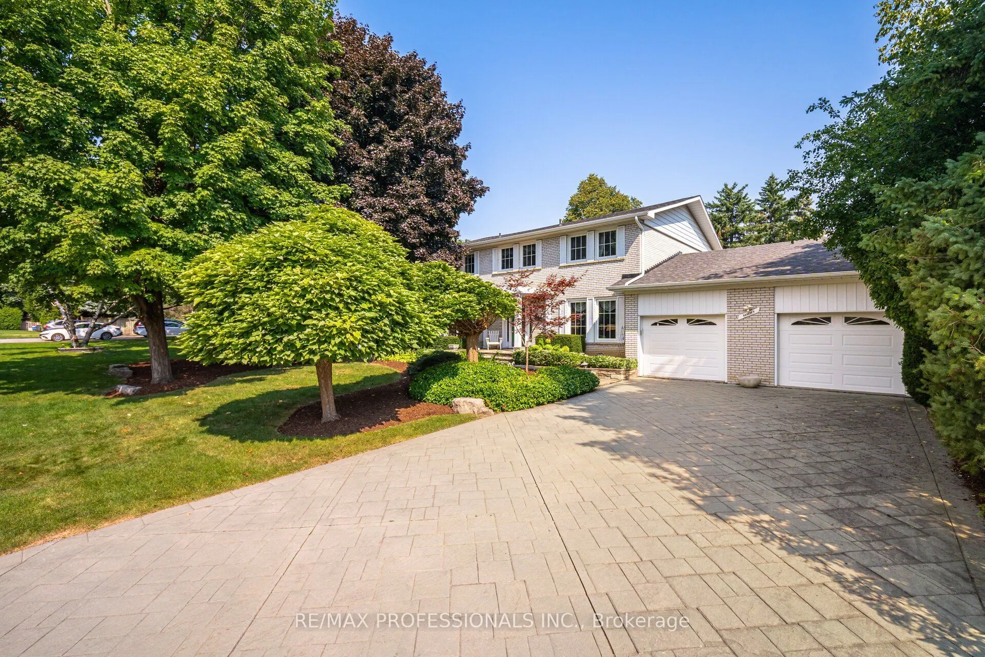 70 Hillside Drive