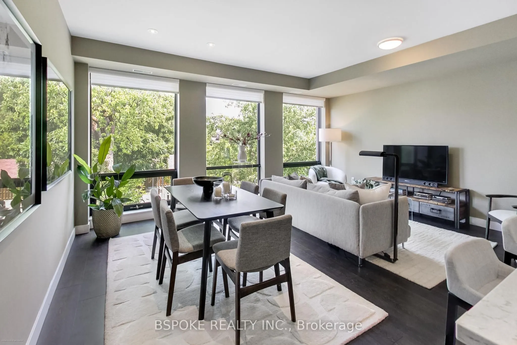 441 Jane Street, #210