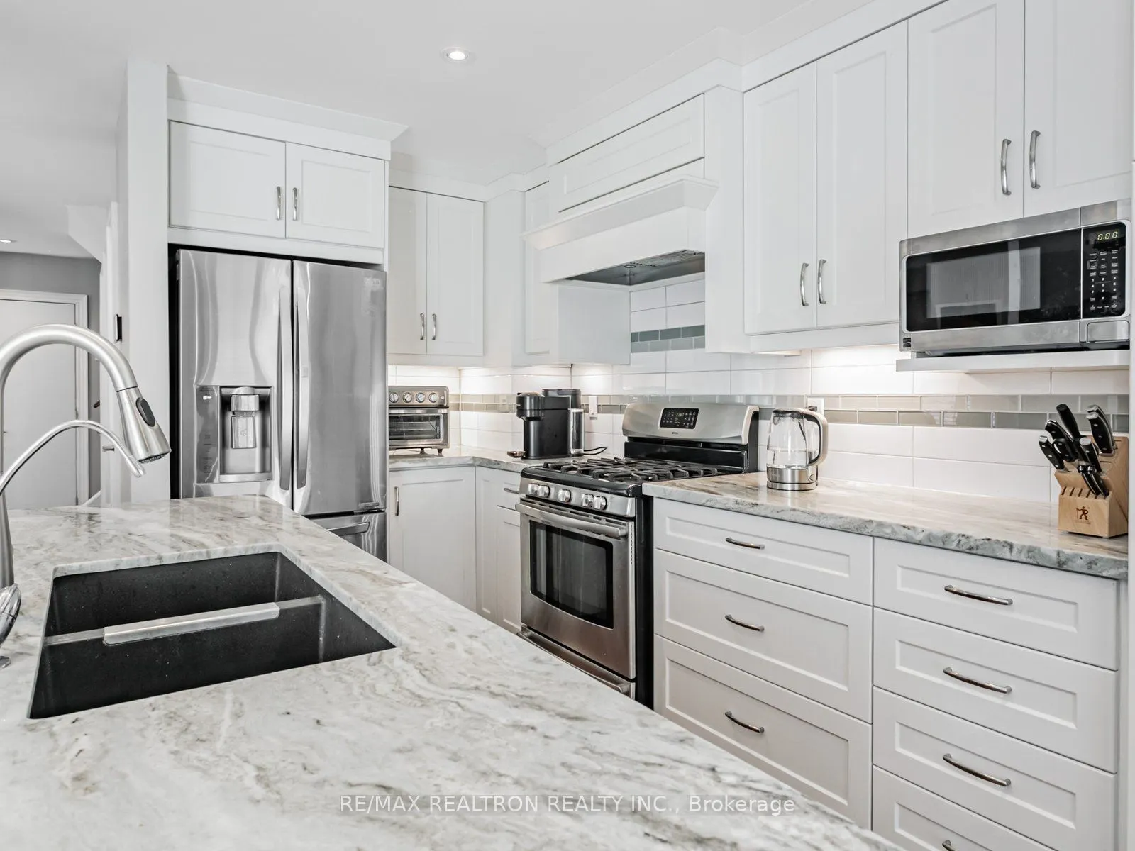 2006 GLENADA Crescent, #34