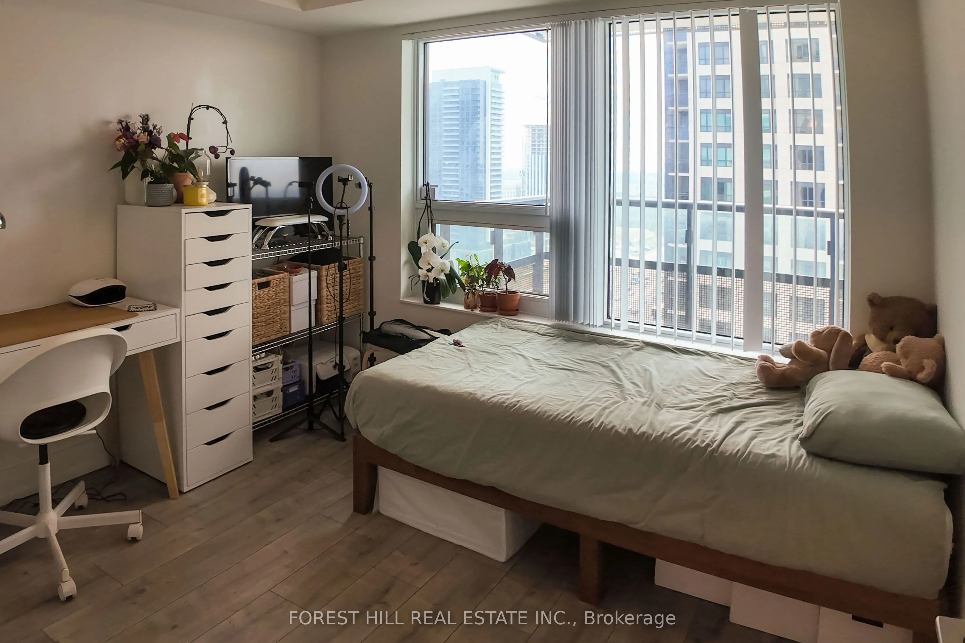 10 Eva Road, #1801