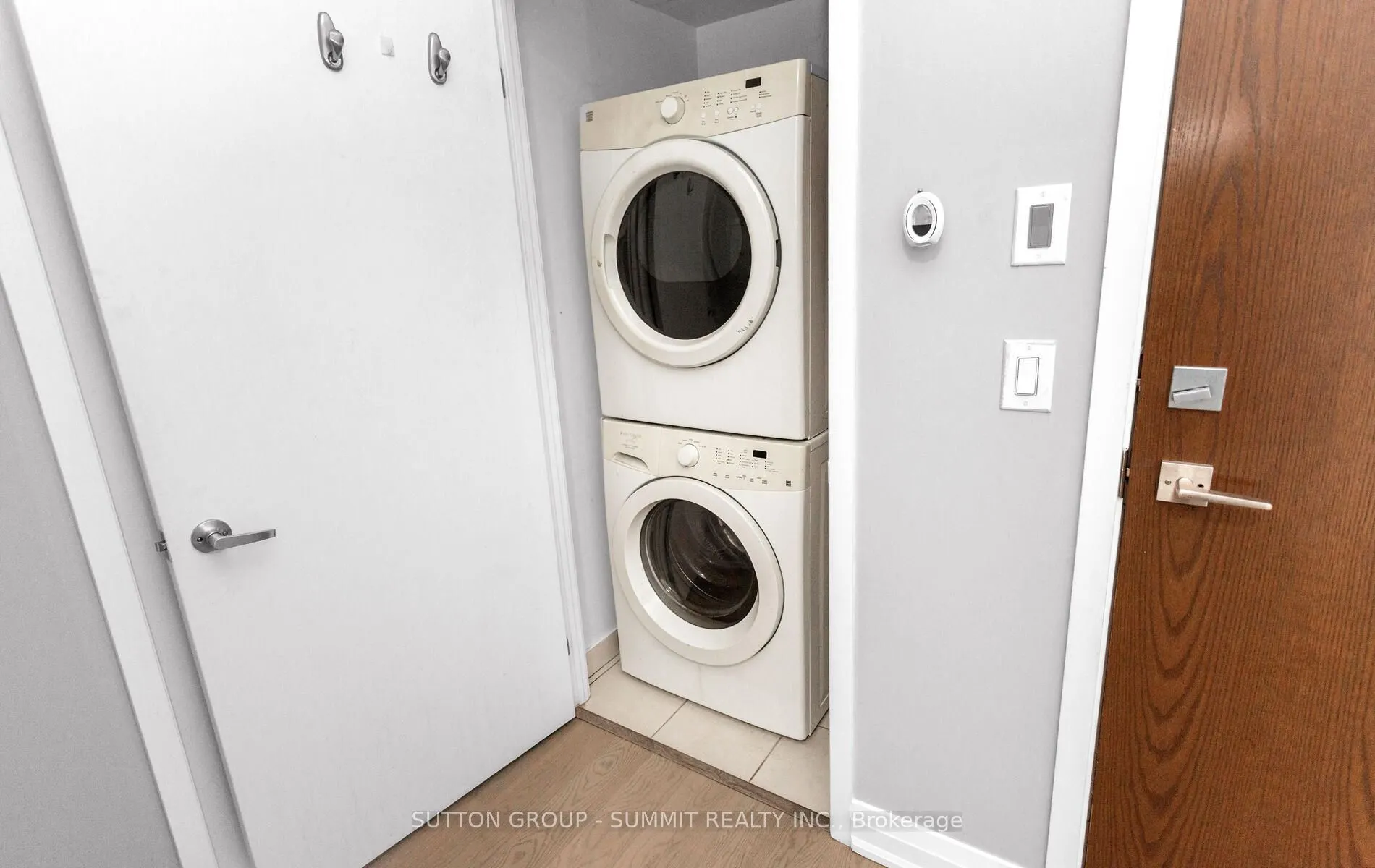 360 Square One Drive, #3211