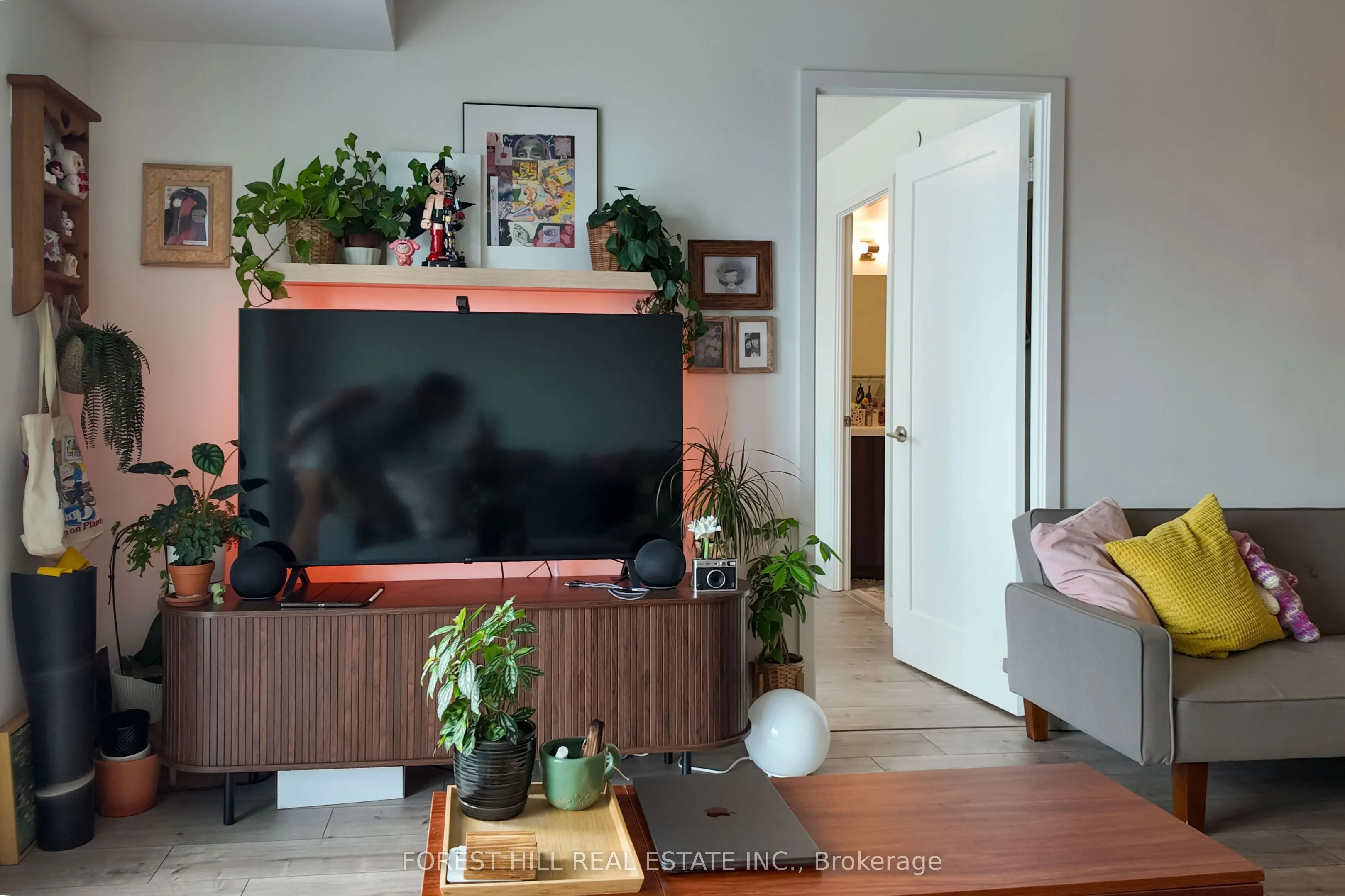 10 Eva Road, #1801