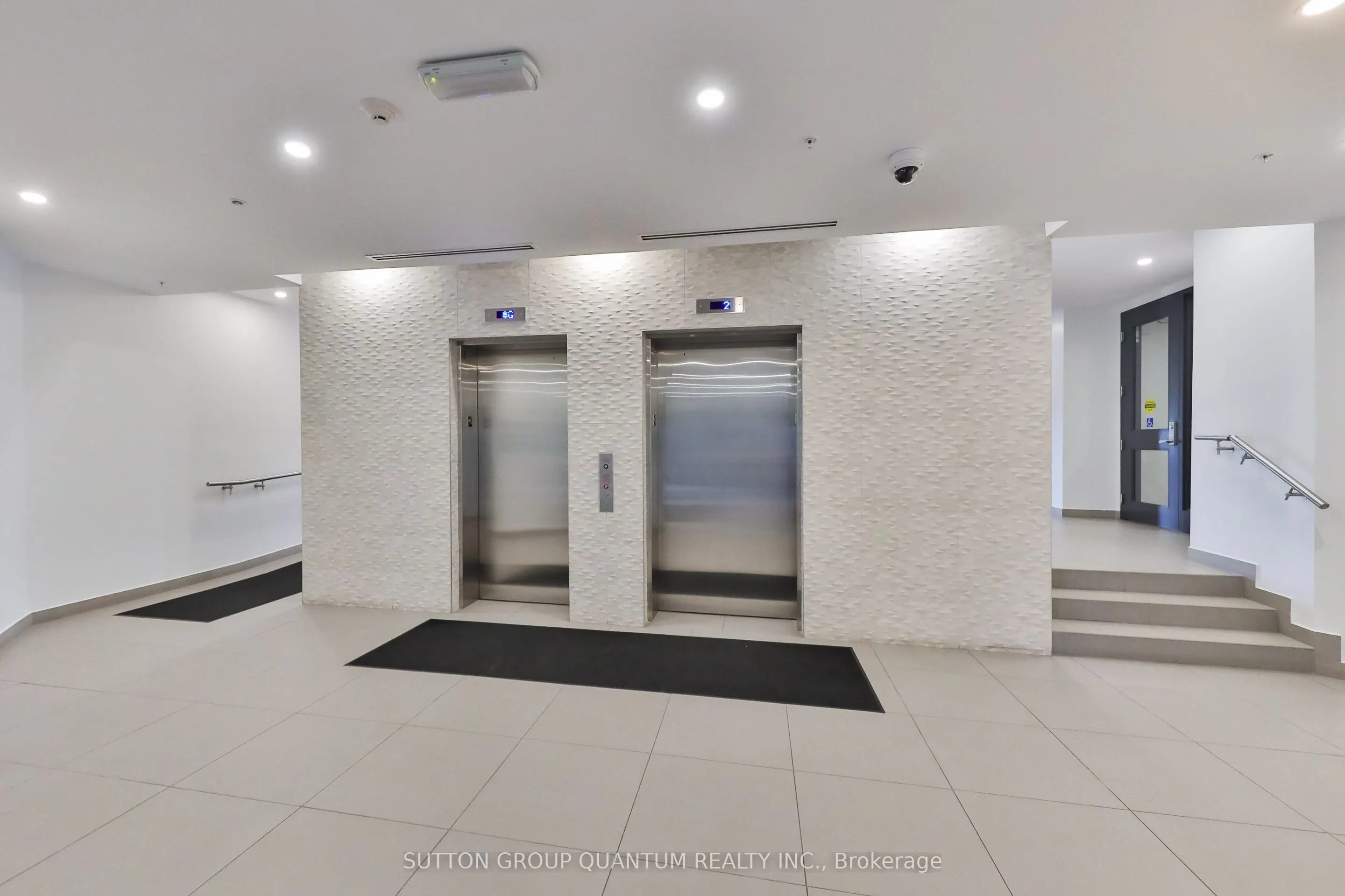 457 Plains Road E, #418