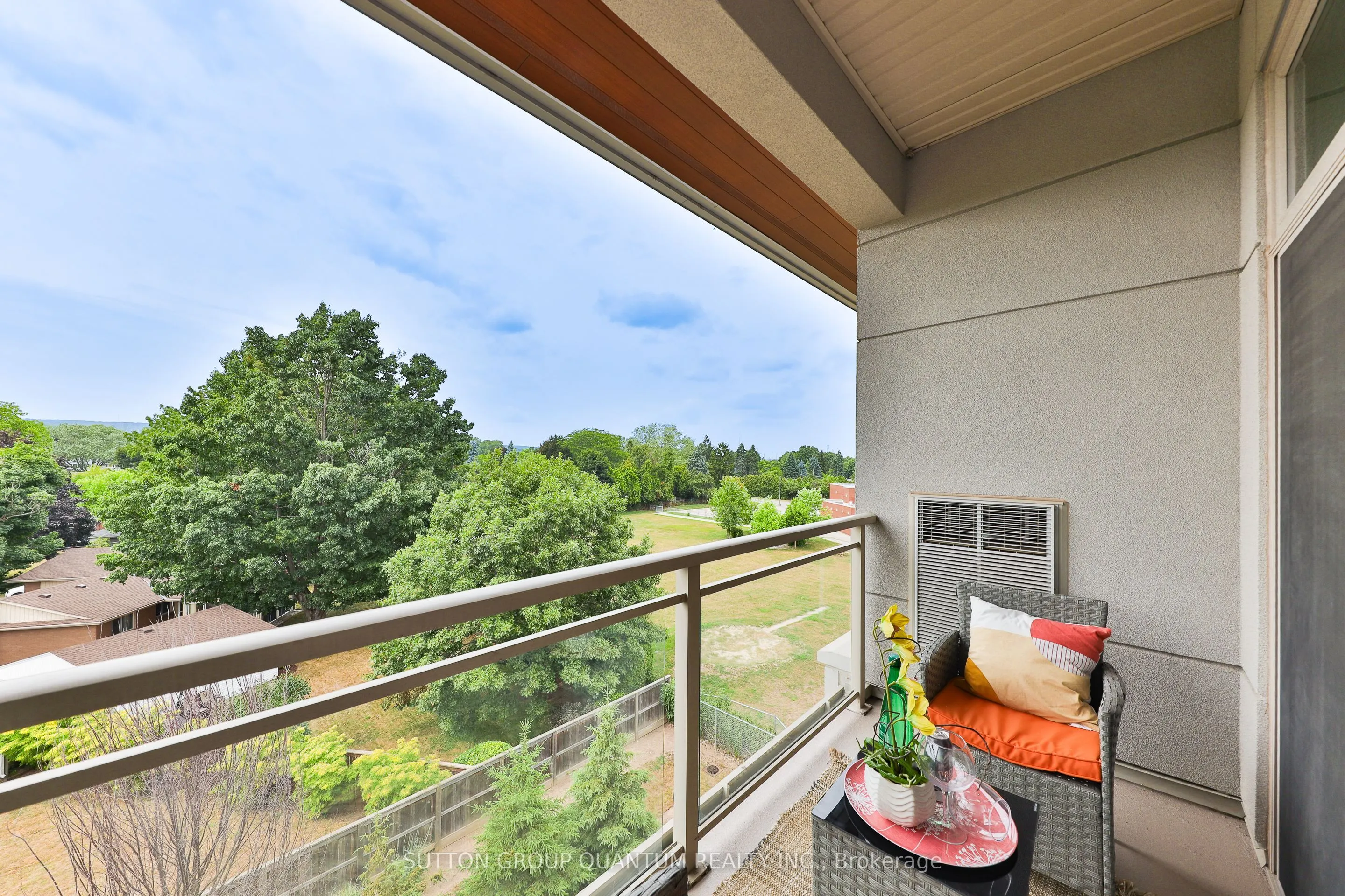 457 Plains Road E, #418