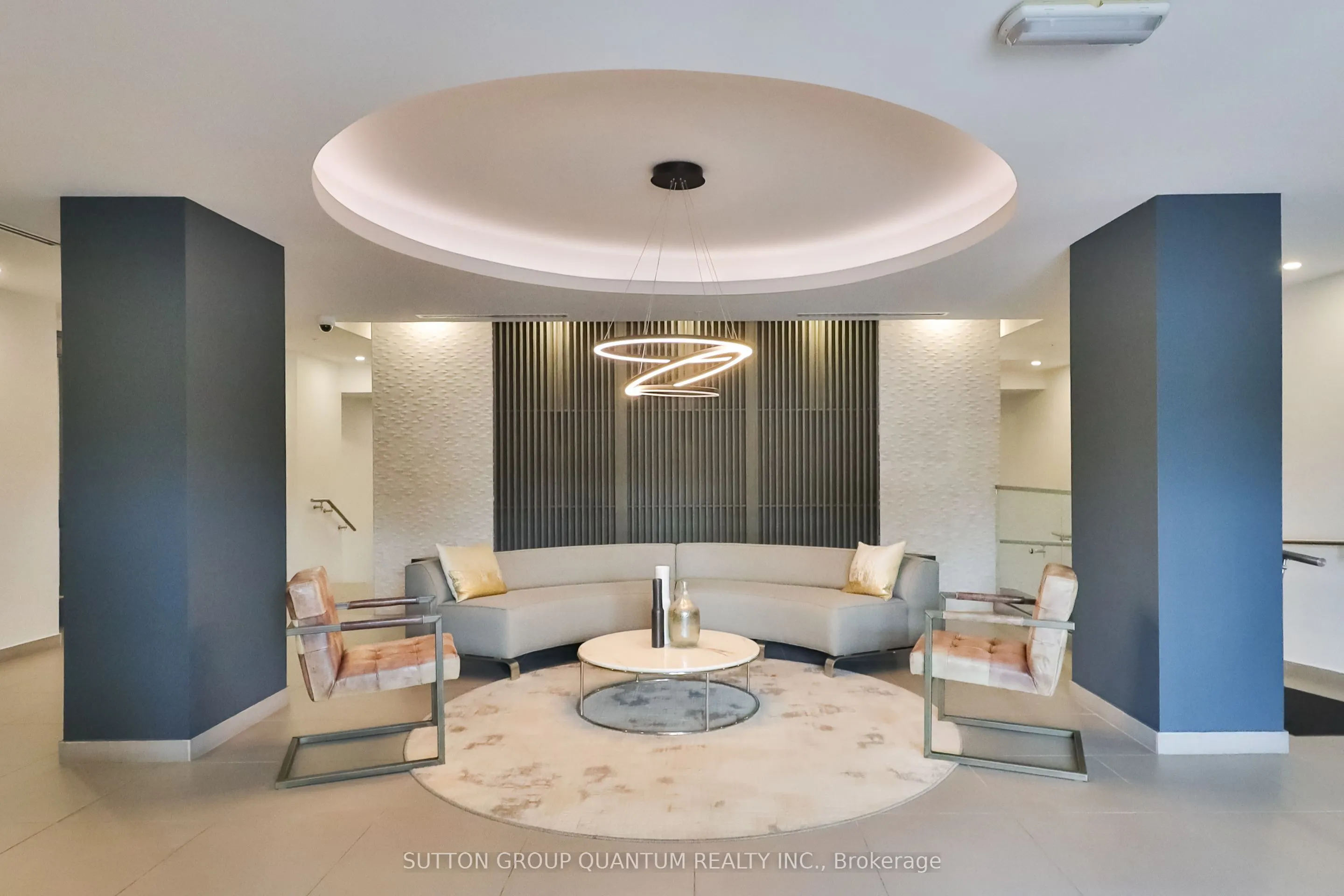 457 Plains Road E, #418
