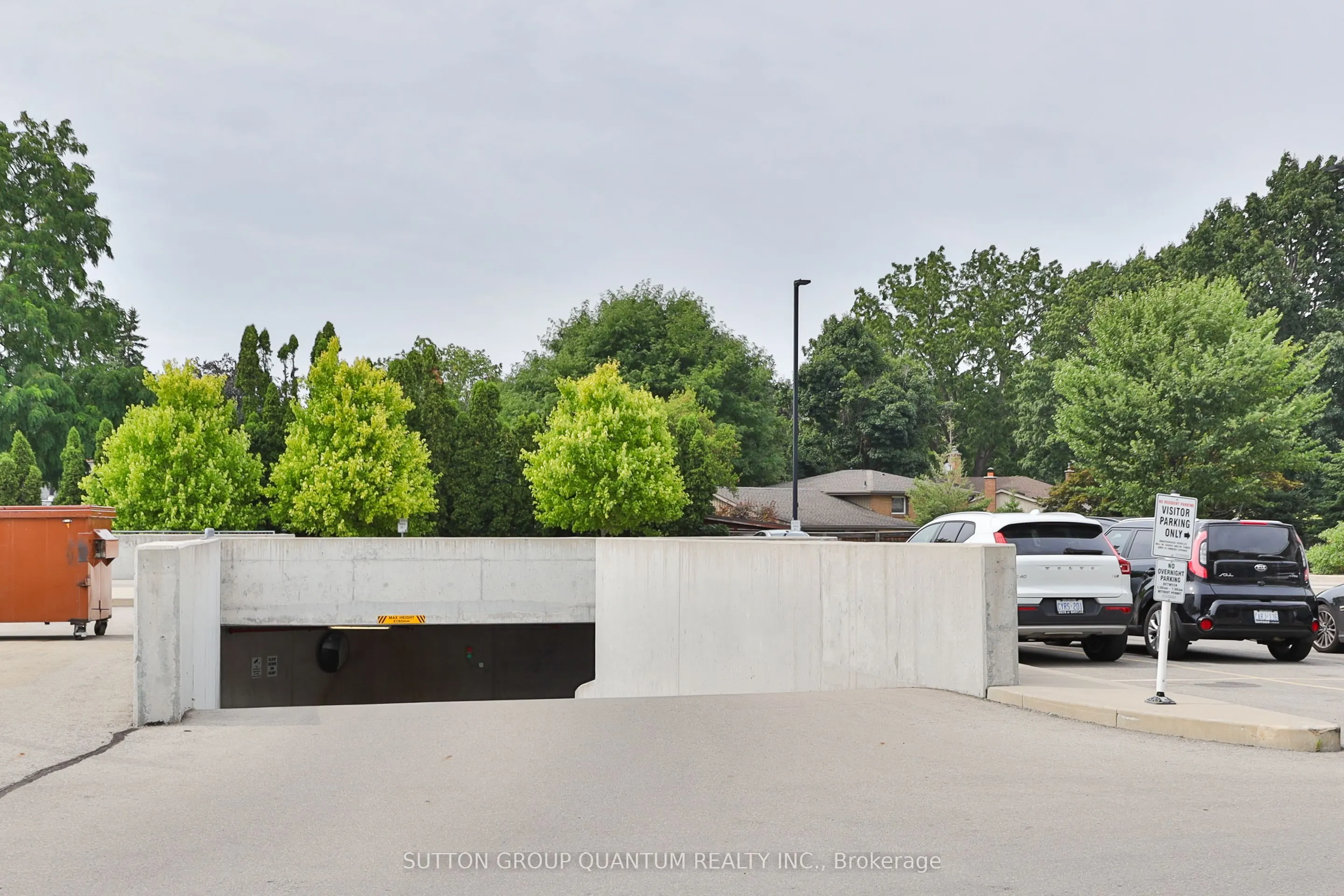 457 Plains Road E, #418