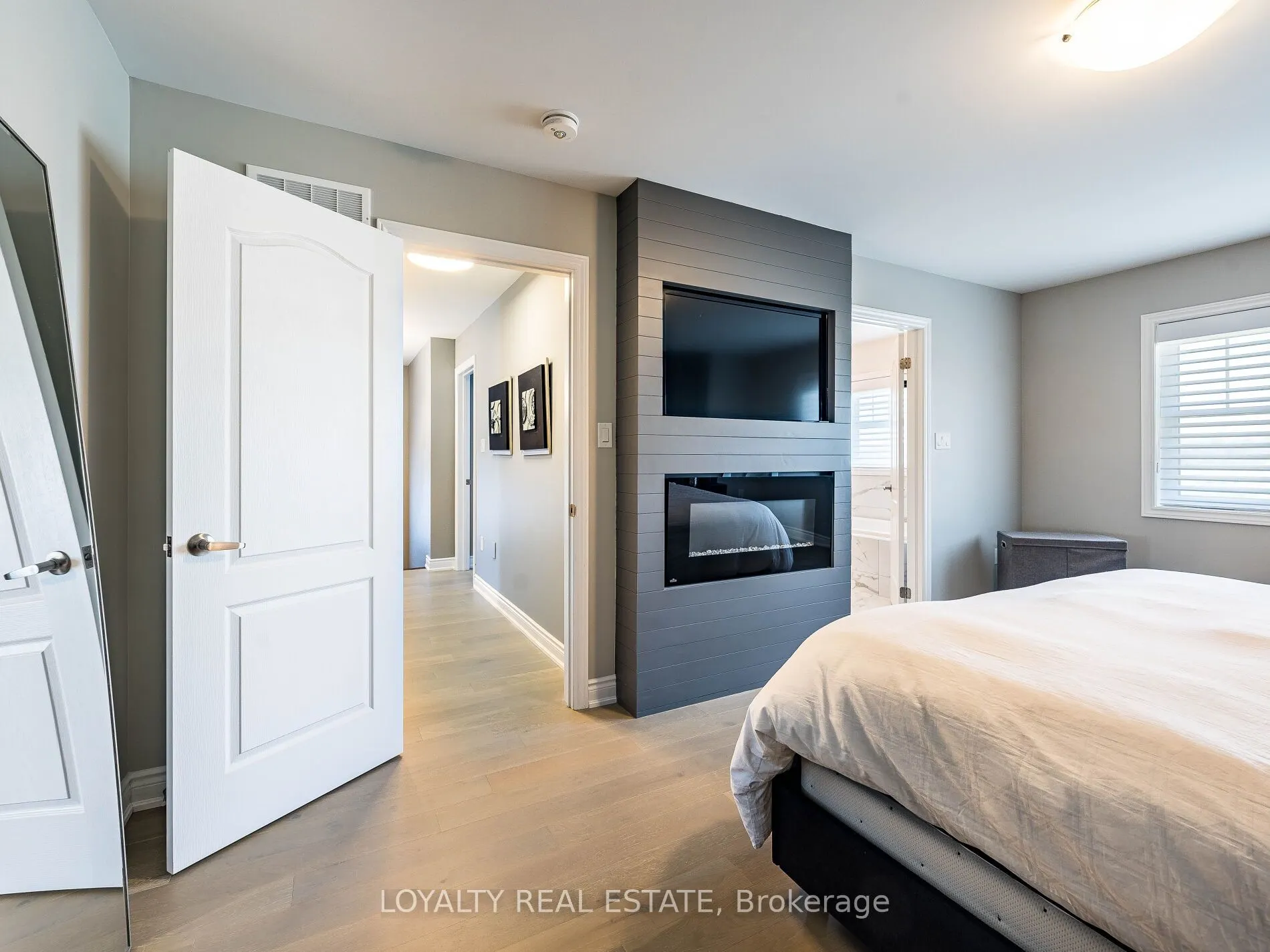 12 Wainwright Drive
