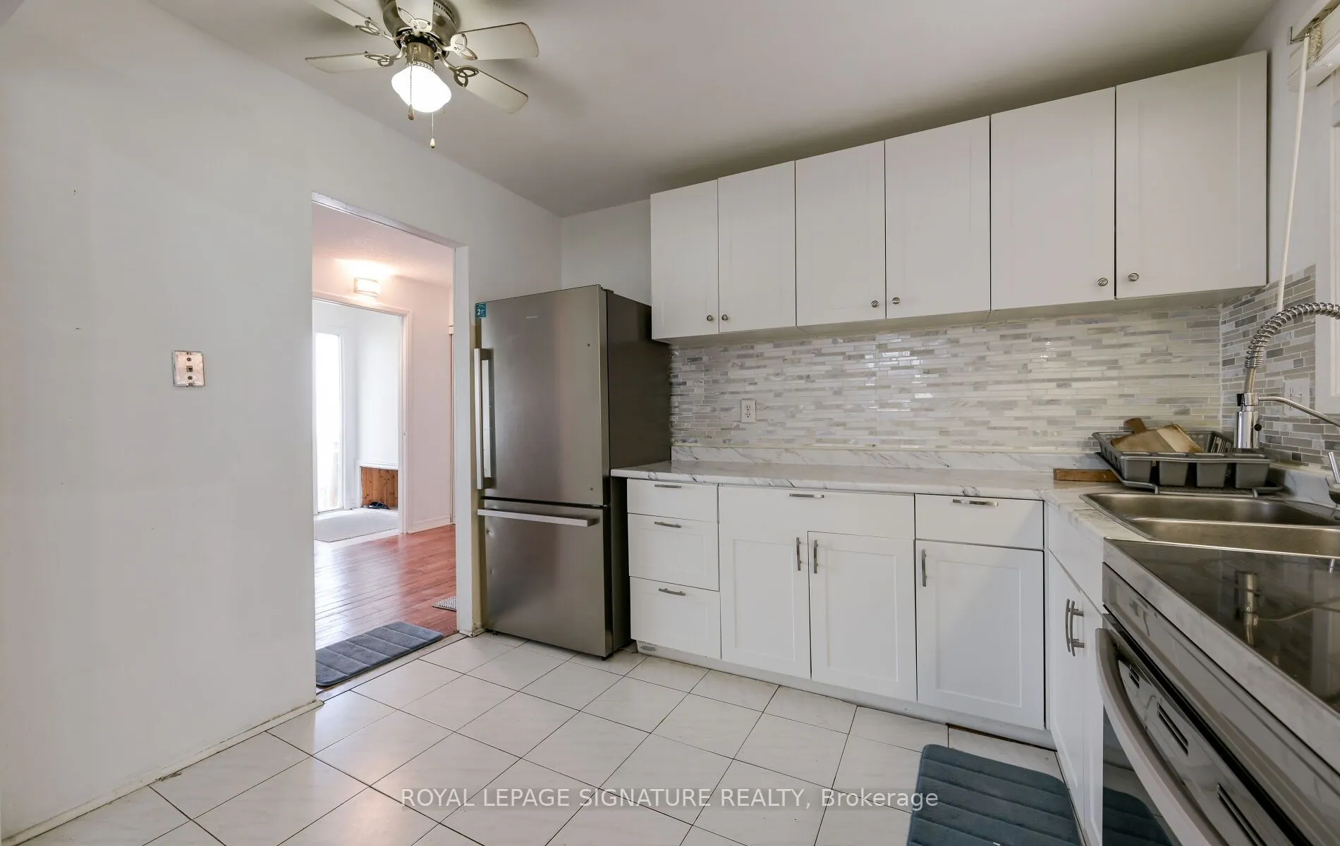 10 Heatherside Court