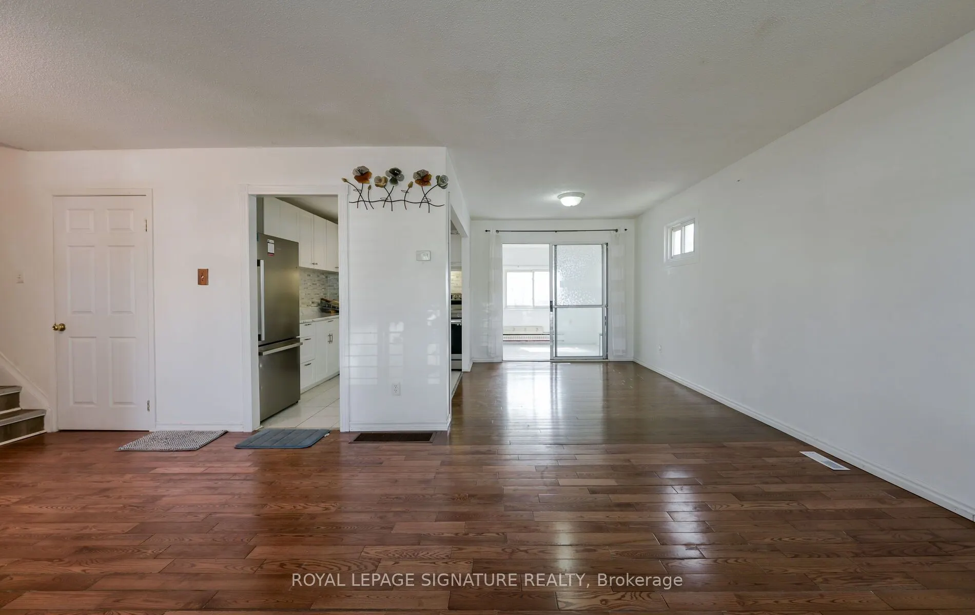 10 Heatherside Court
