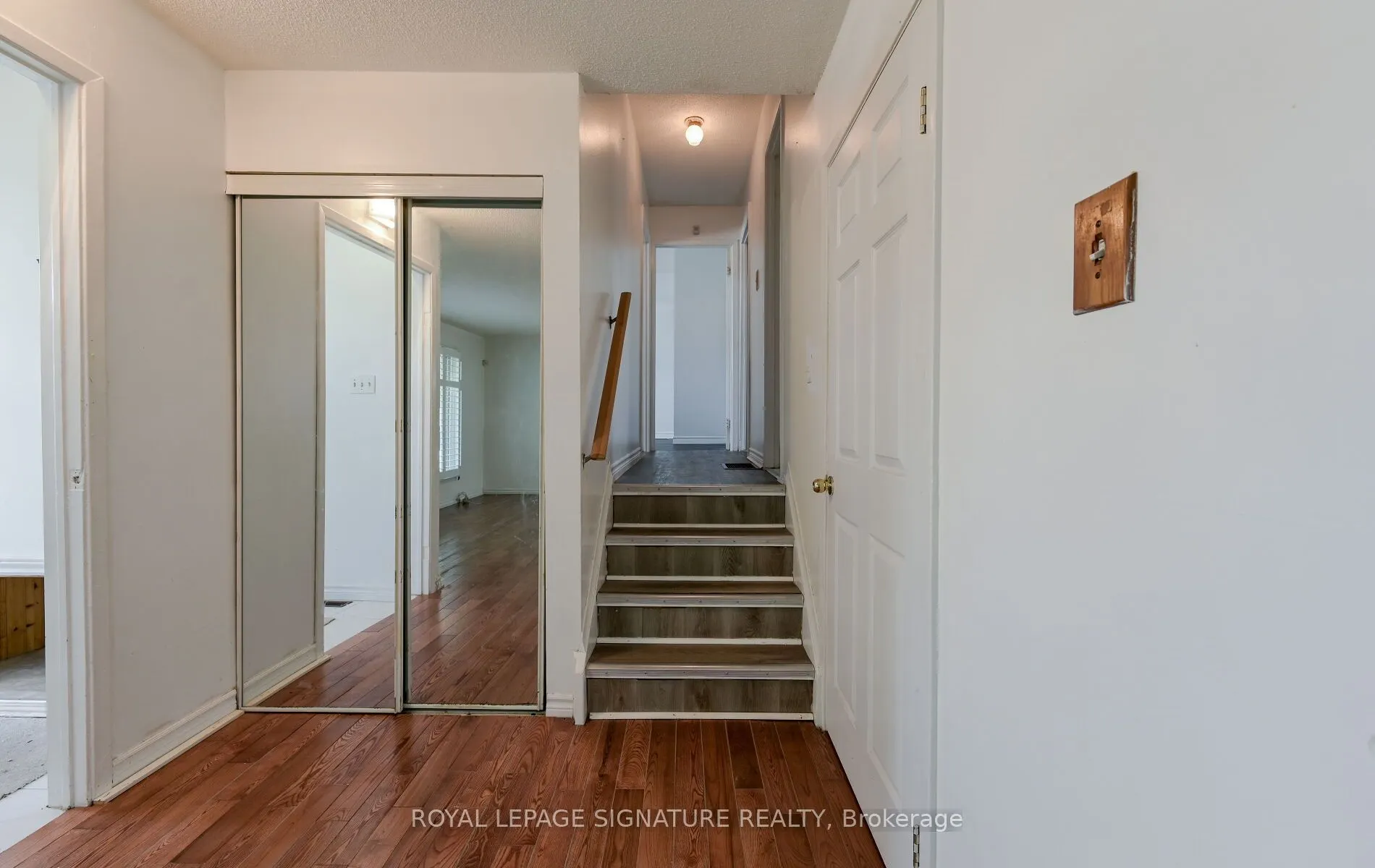 10 Heatherside Court