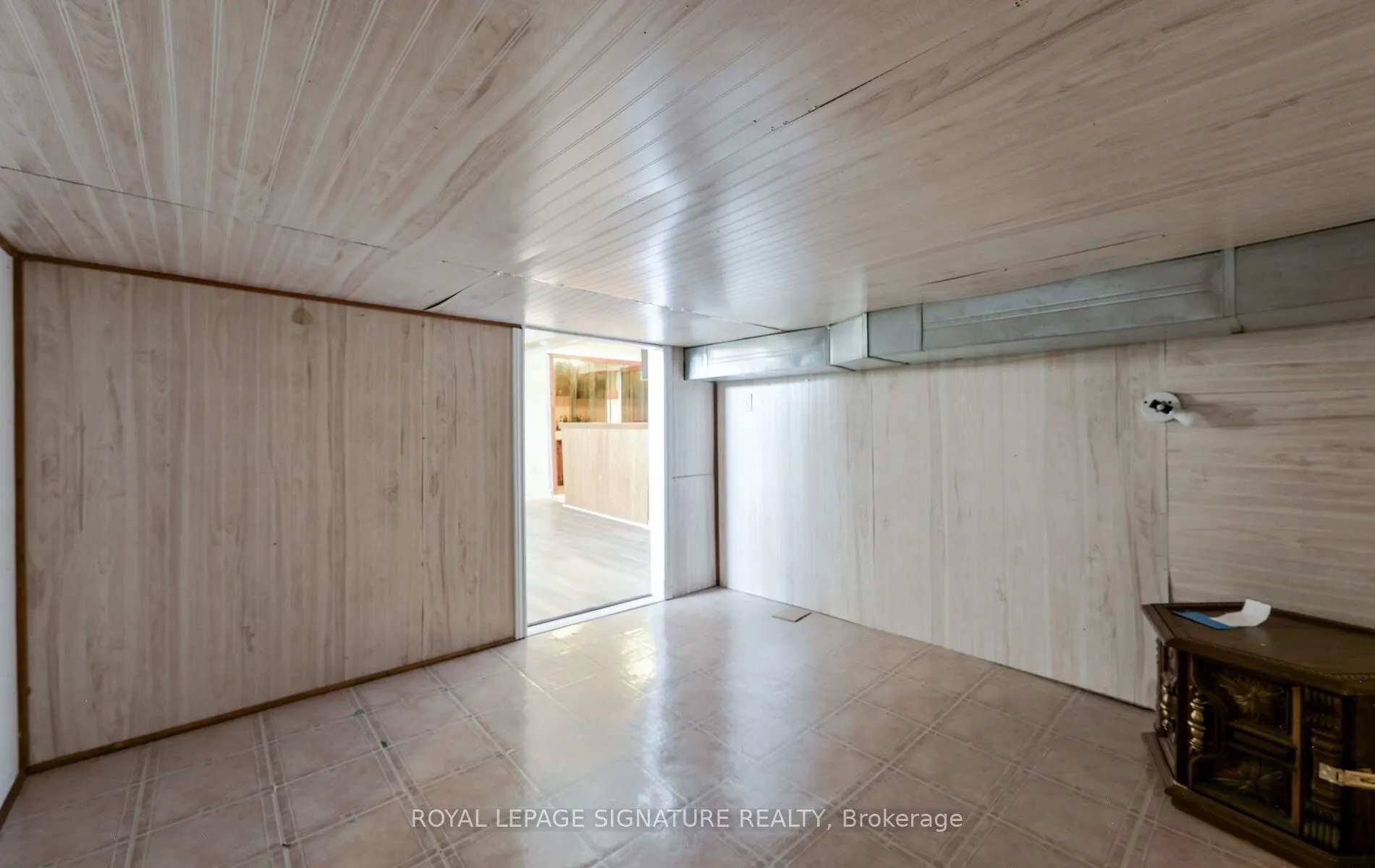 10 Heatherside Court