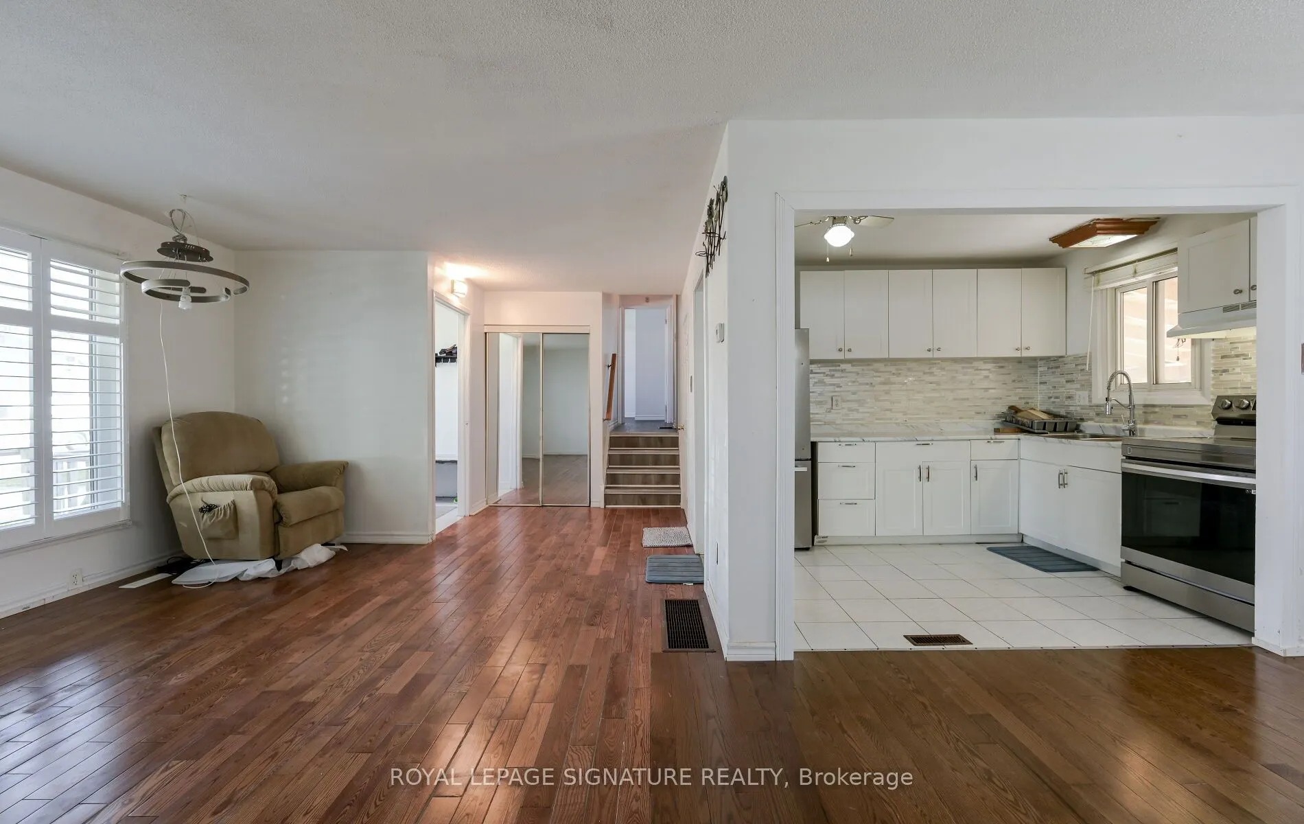10 Heatherside Court