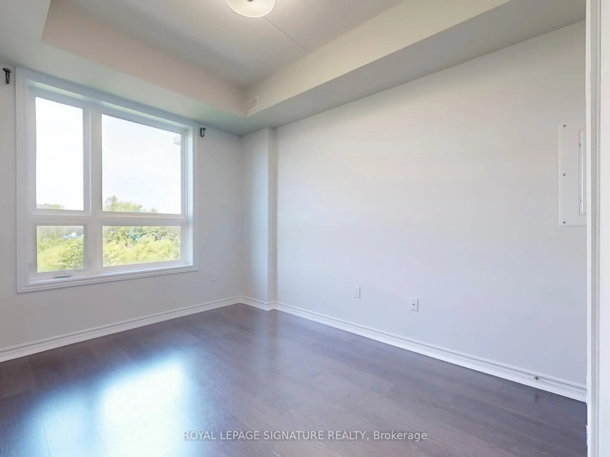 630 Sauve Street, #215