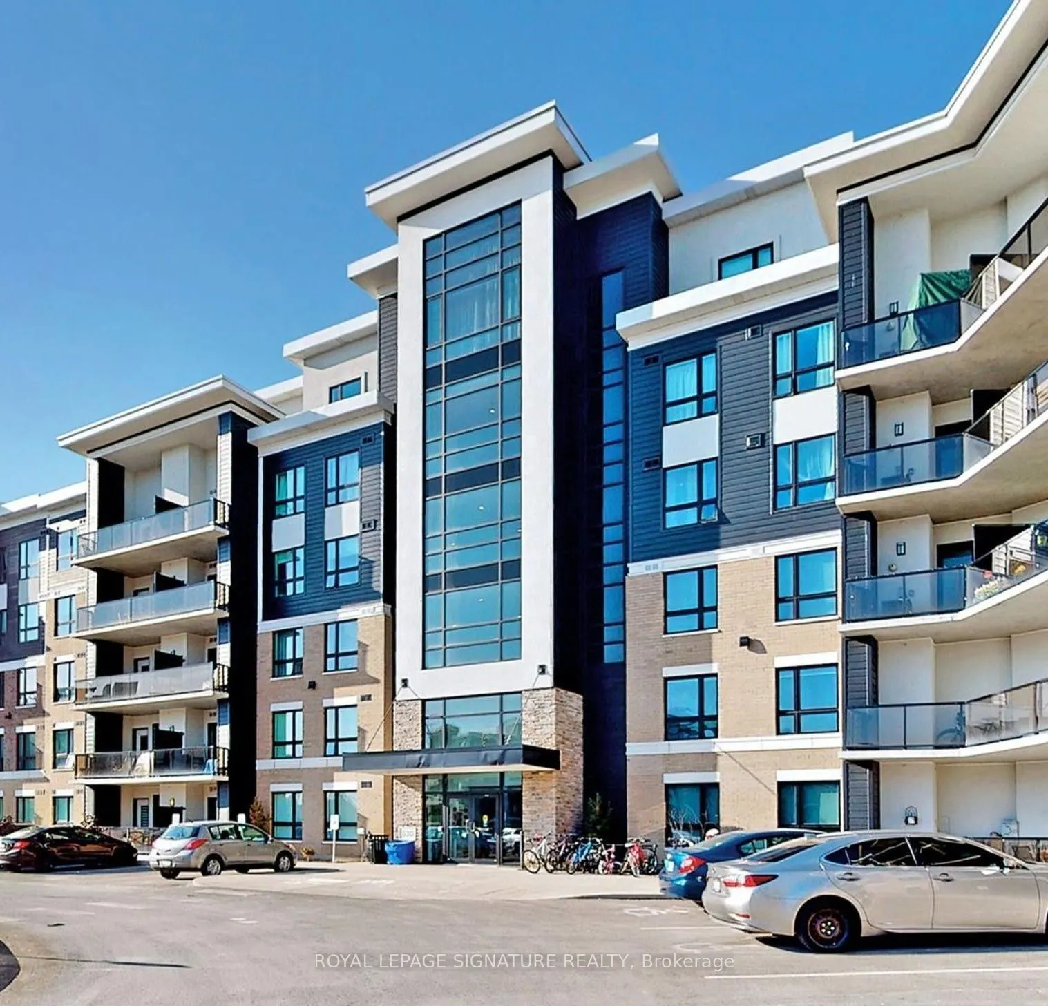 630 Sauve Street, #215