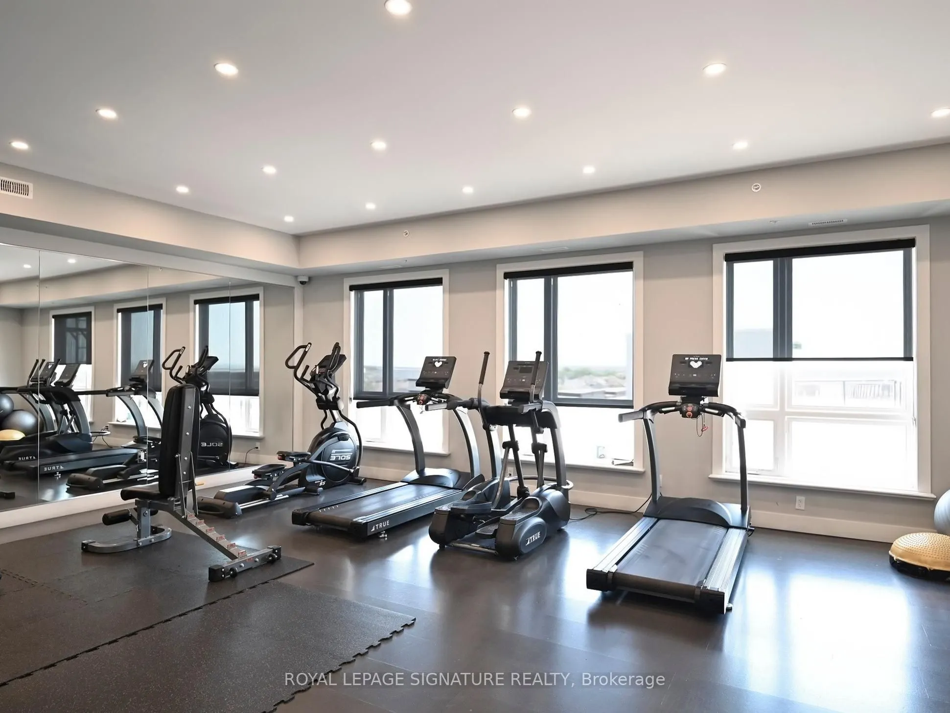630 Sauve Street, #215