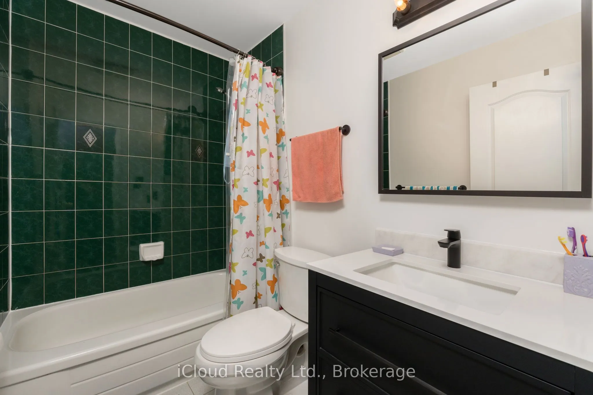 14 Forestgrove Circle