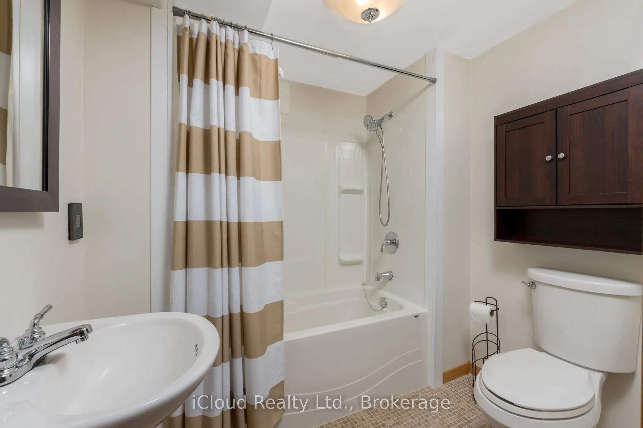 14 Forestgrove Circle