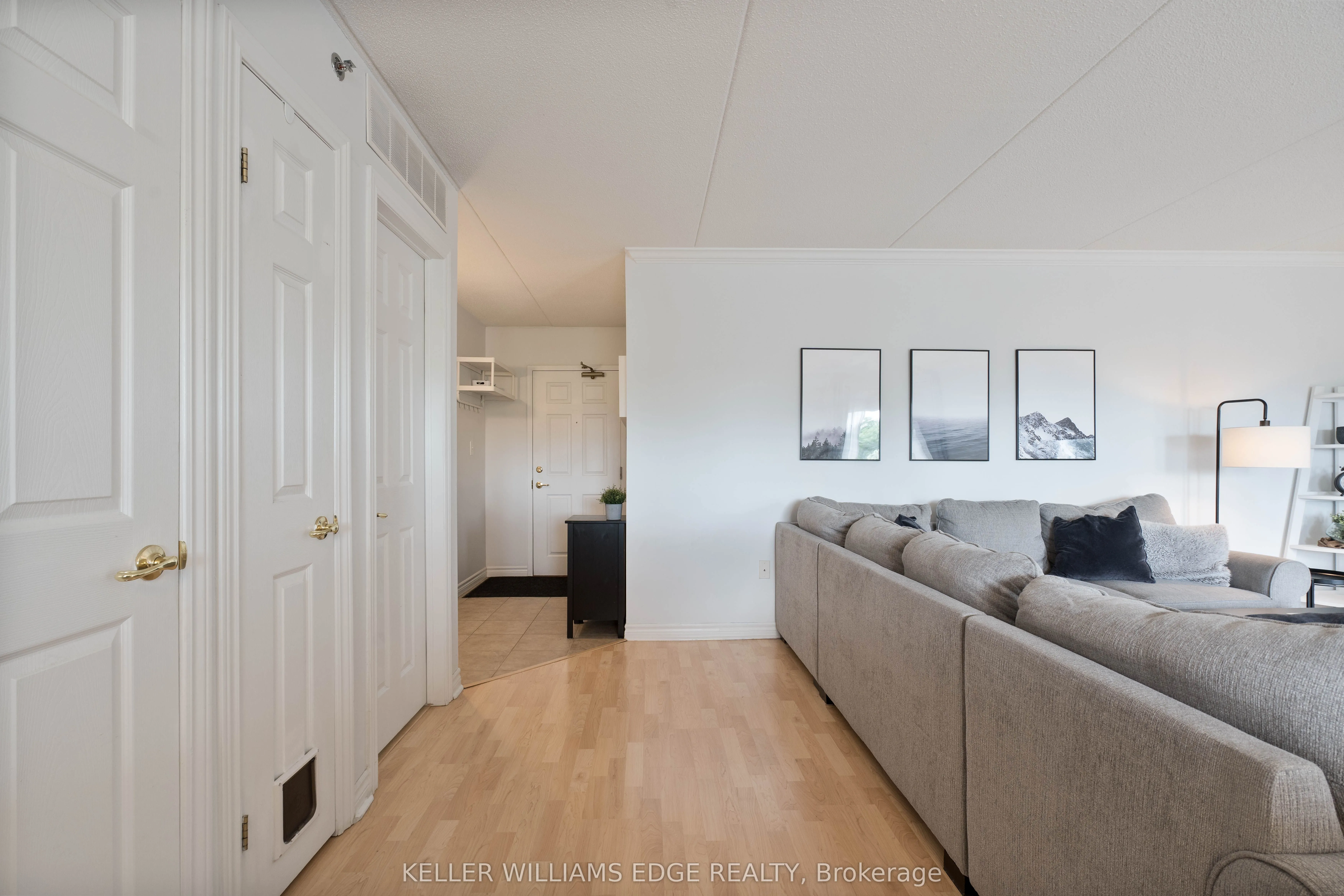 4450 Fairview Street, #304