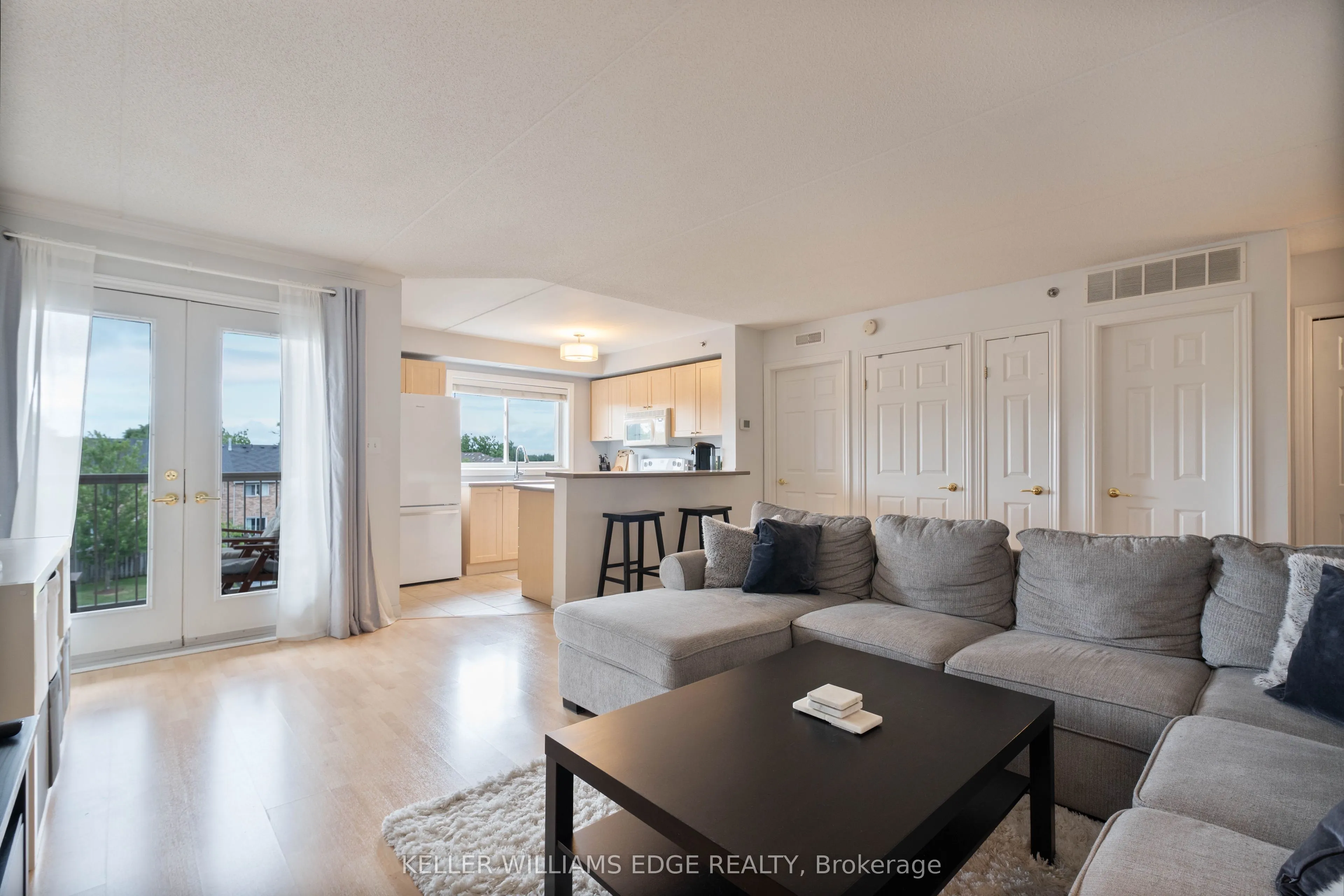 4450 Fairview Street, #304