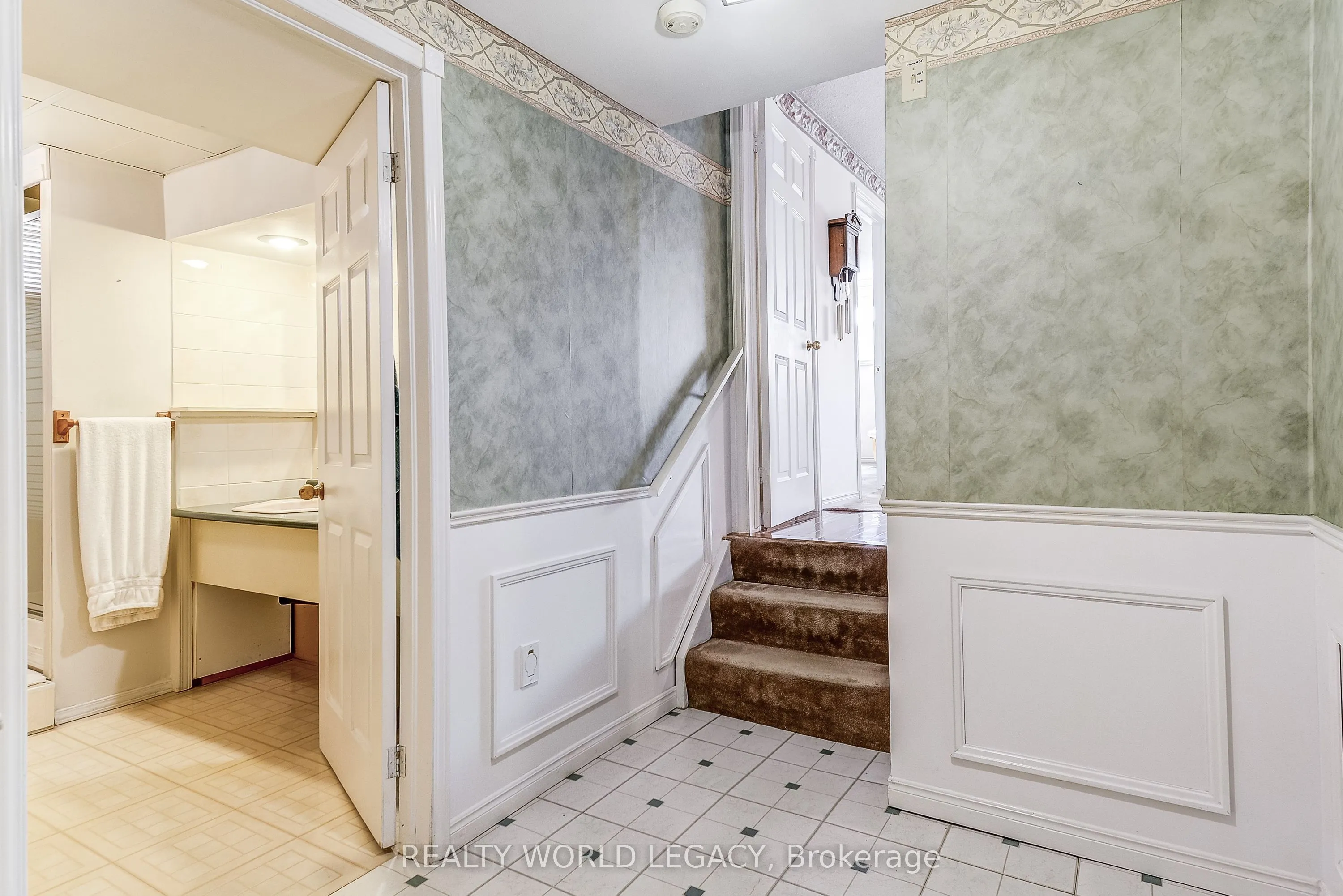 1240 Thorpe Road