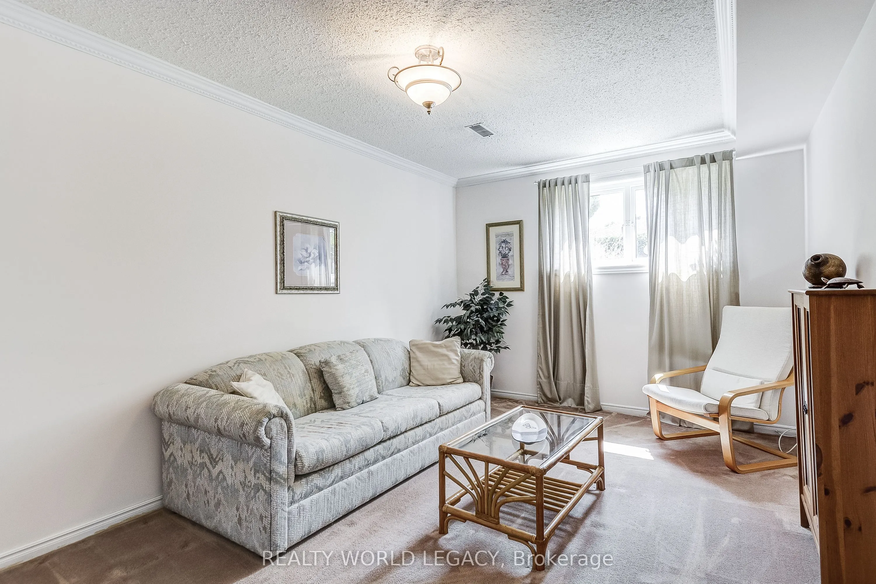 1240 Thorpe Road