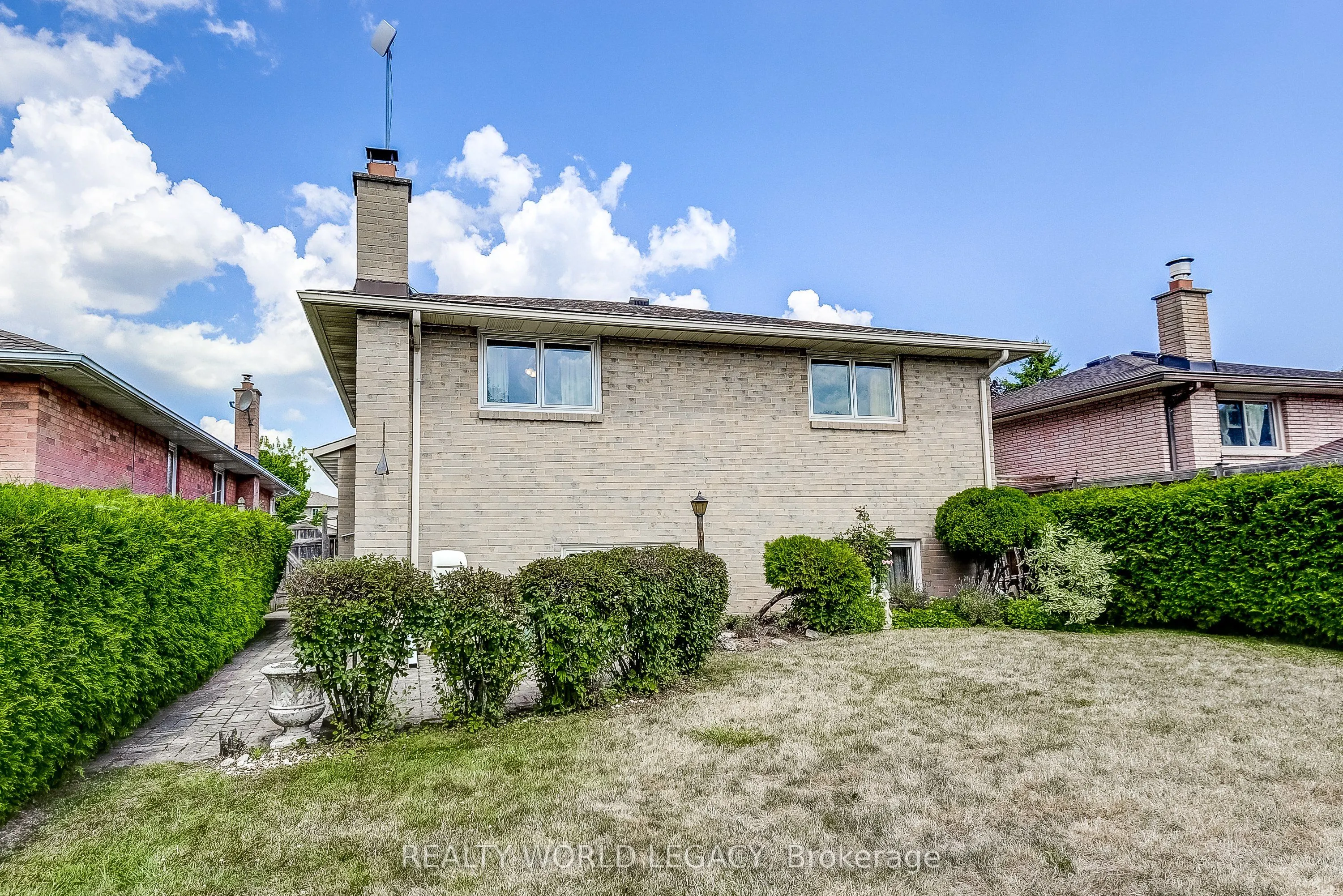 1240 Thorpe Road