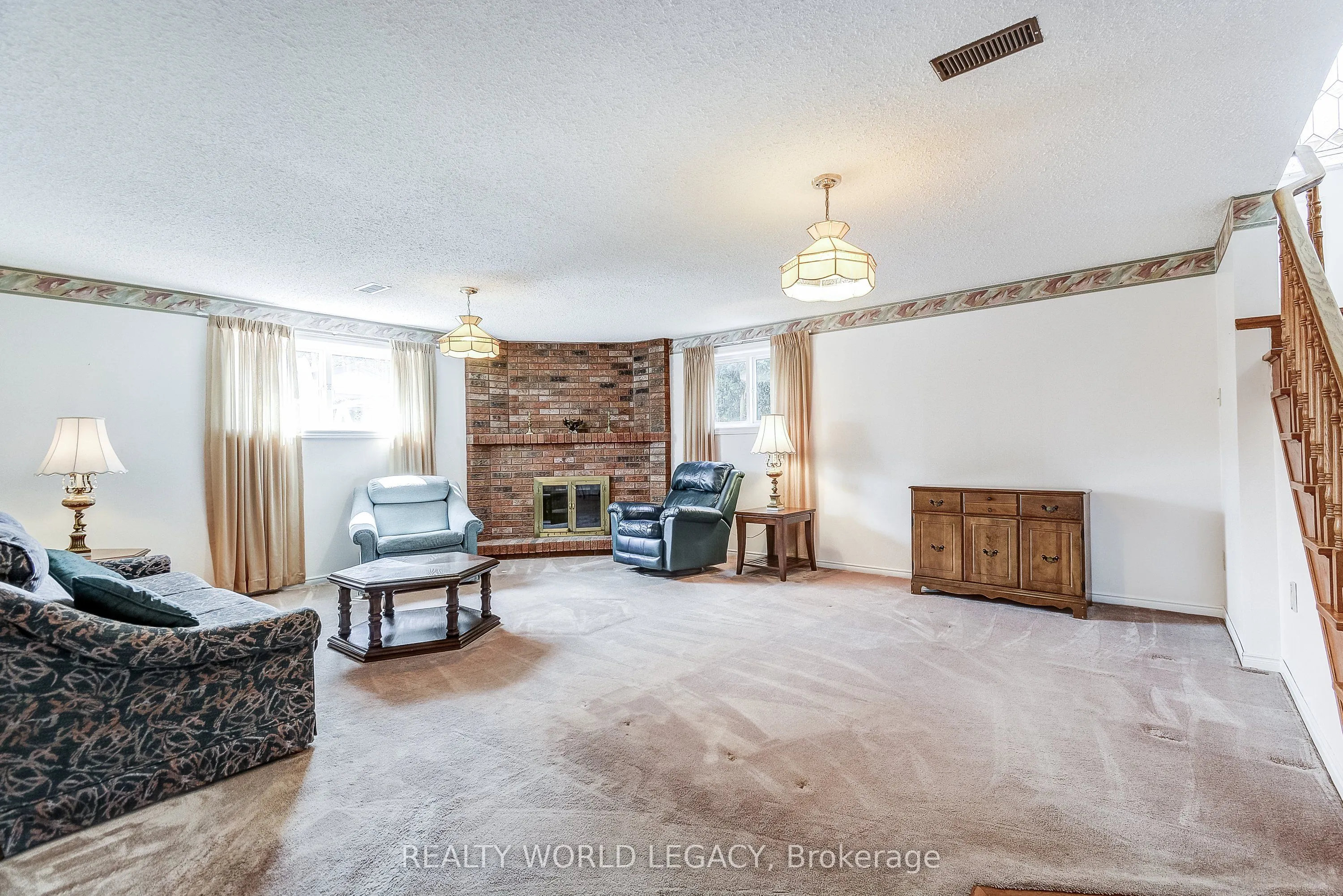 1240 Thorpe Road