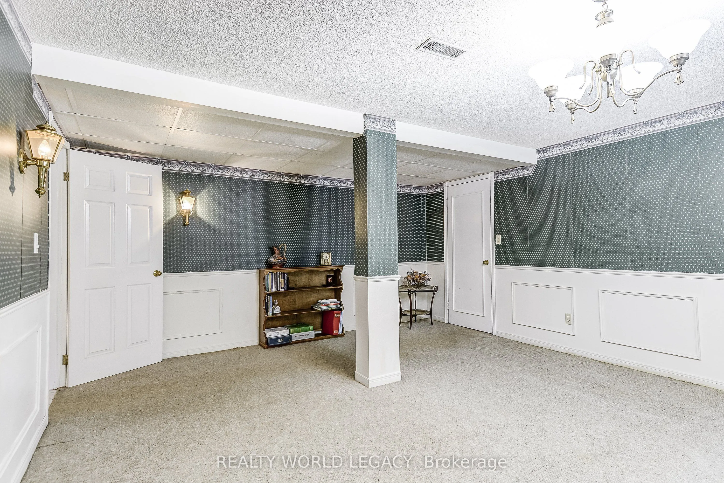1240 Thorpe Road