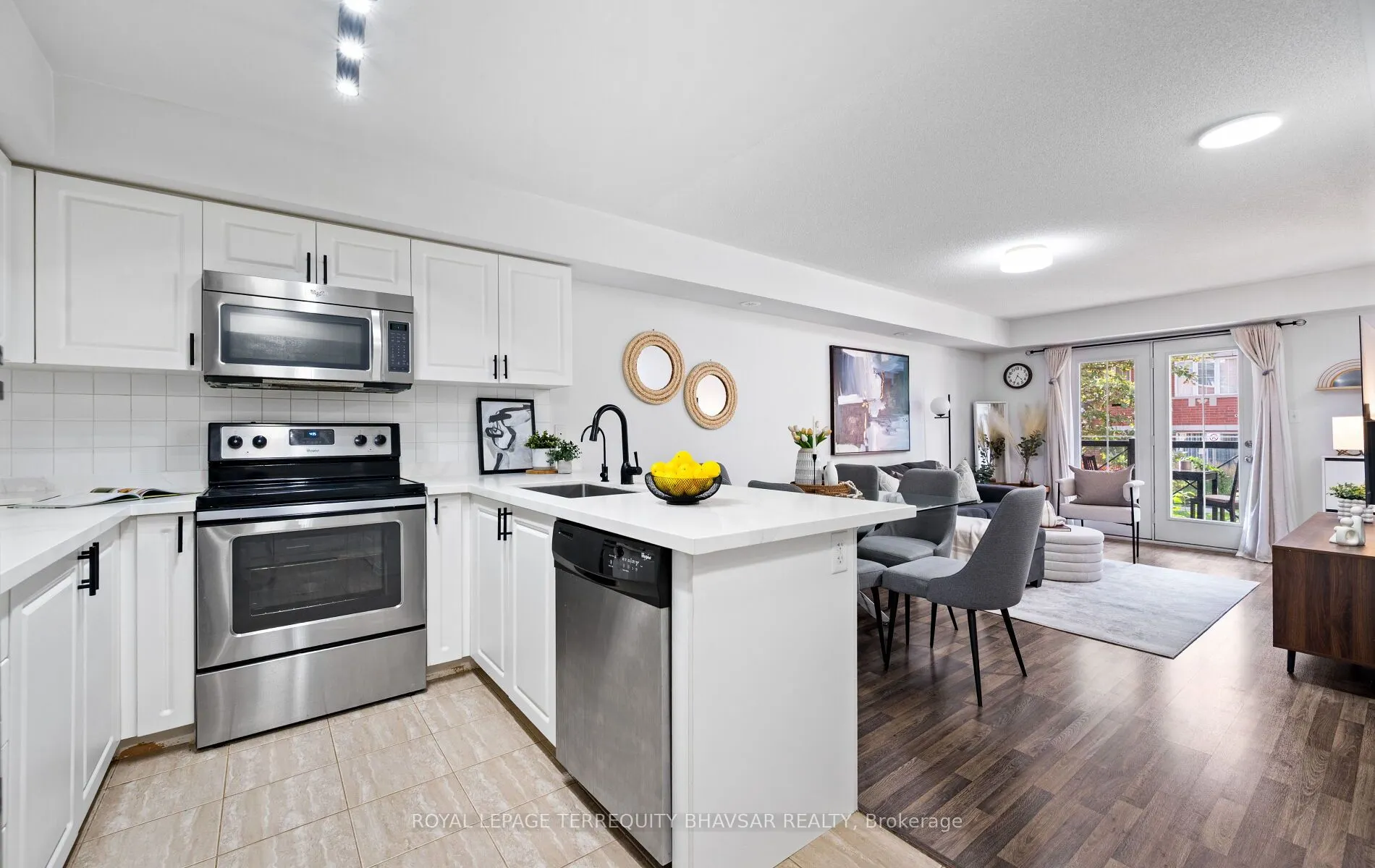 2460 Post Road, #4