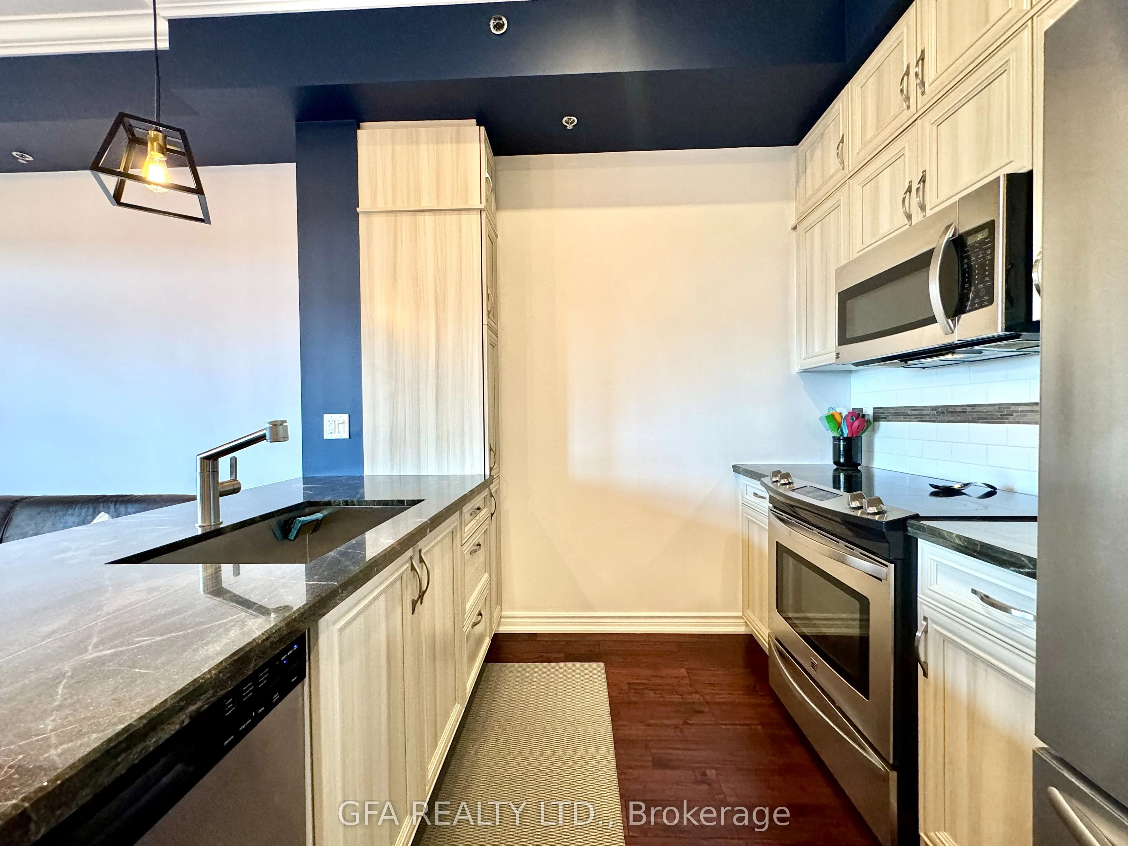 5317 Upper Middle Road, #429