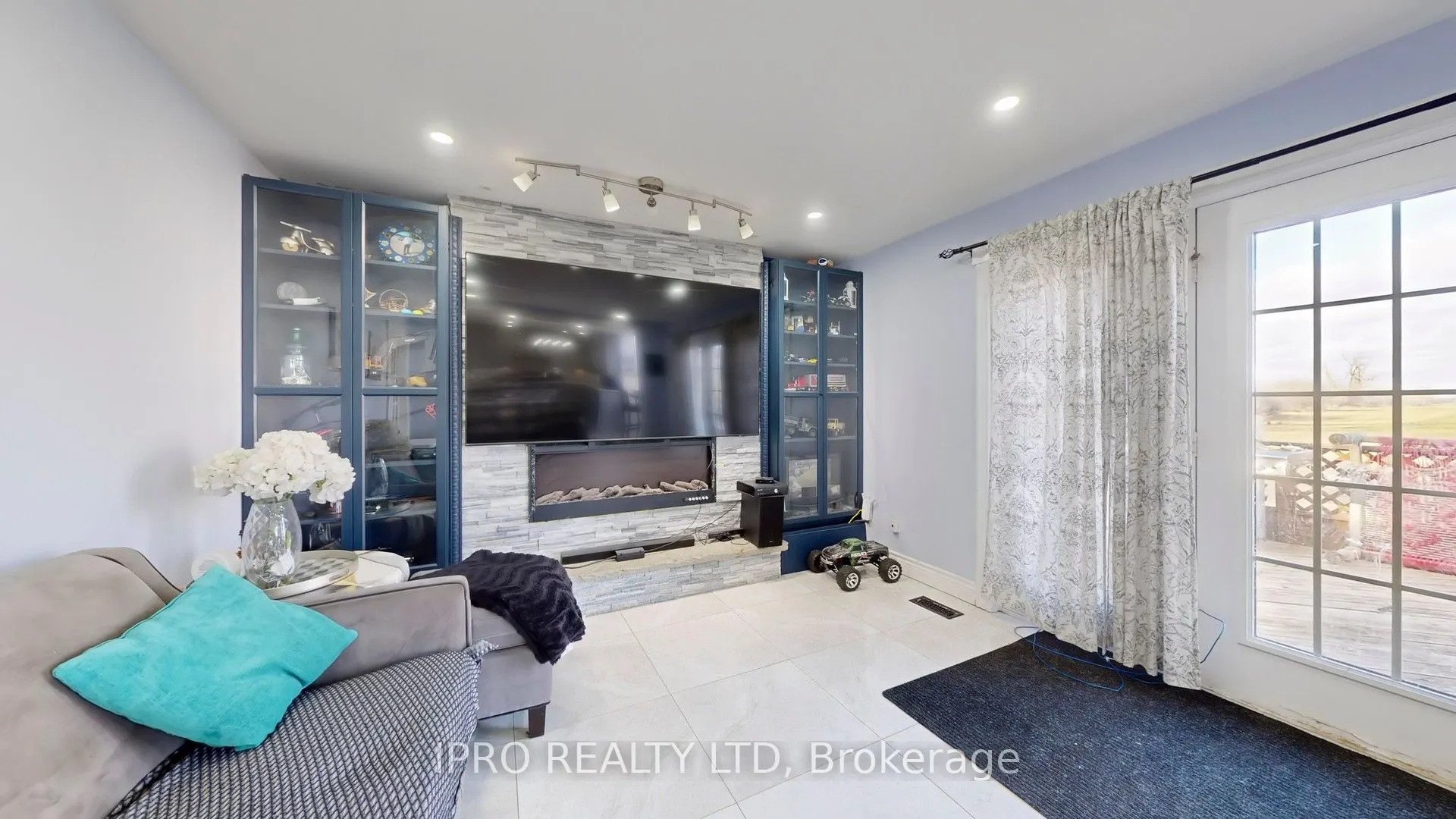 12191 Mississauga Road W