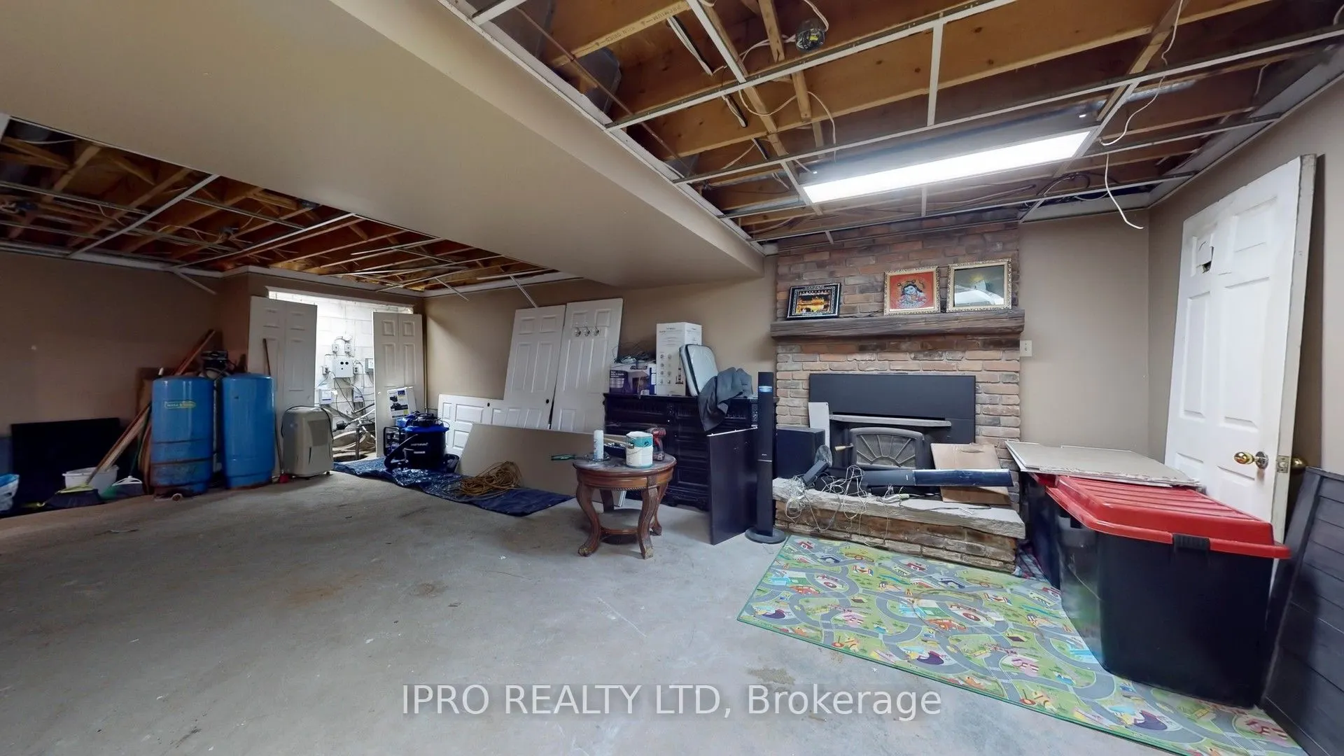 12191 Mississauga Road W