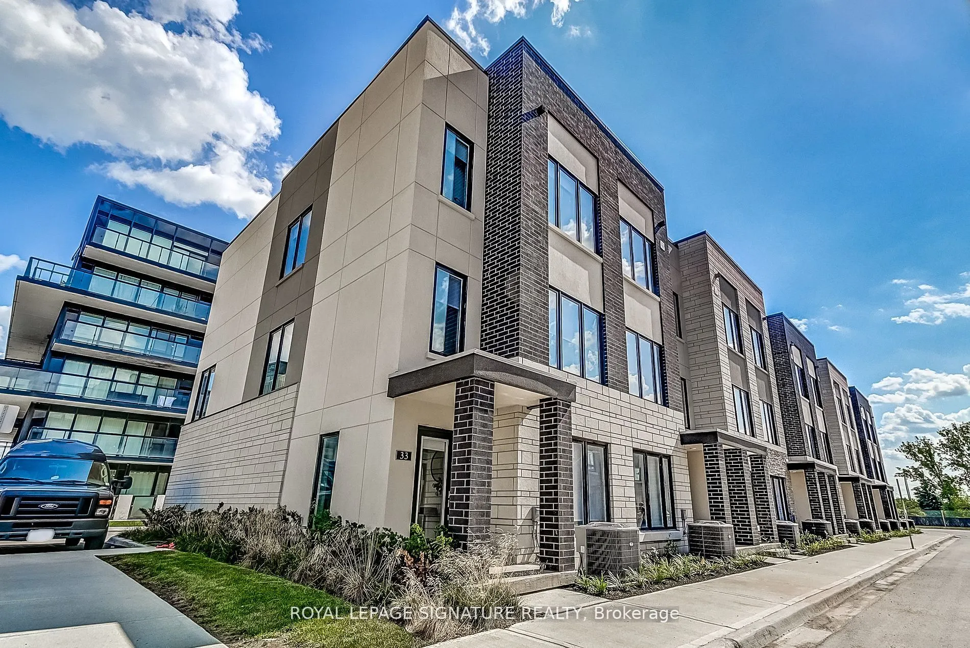 1095 Cooke Boulevard, #33