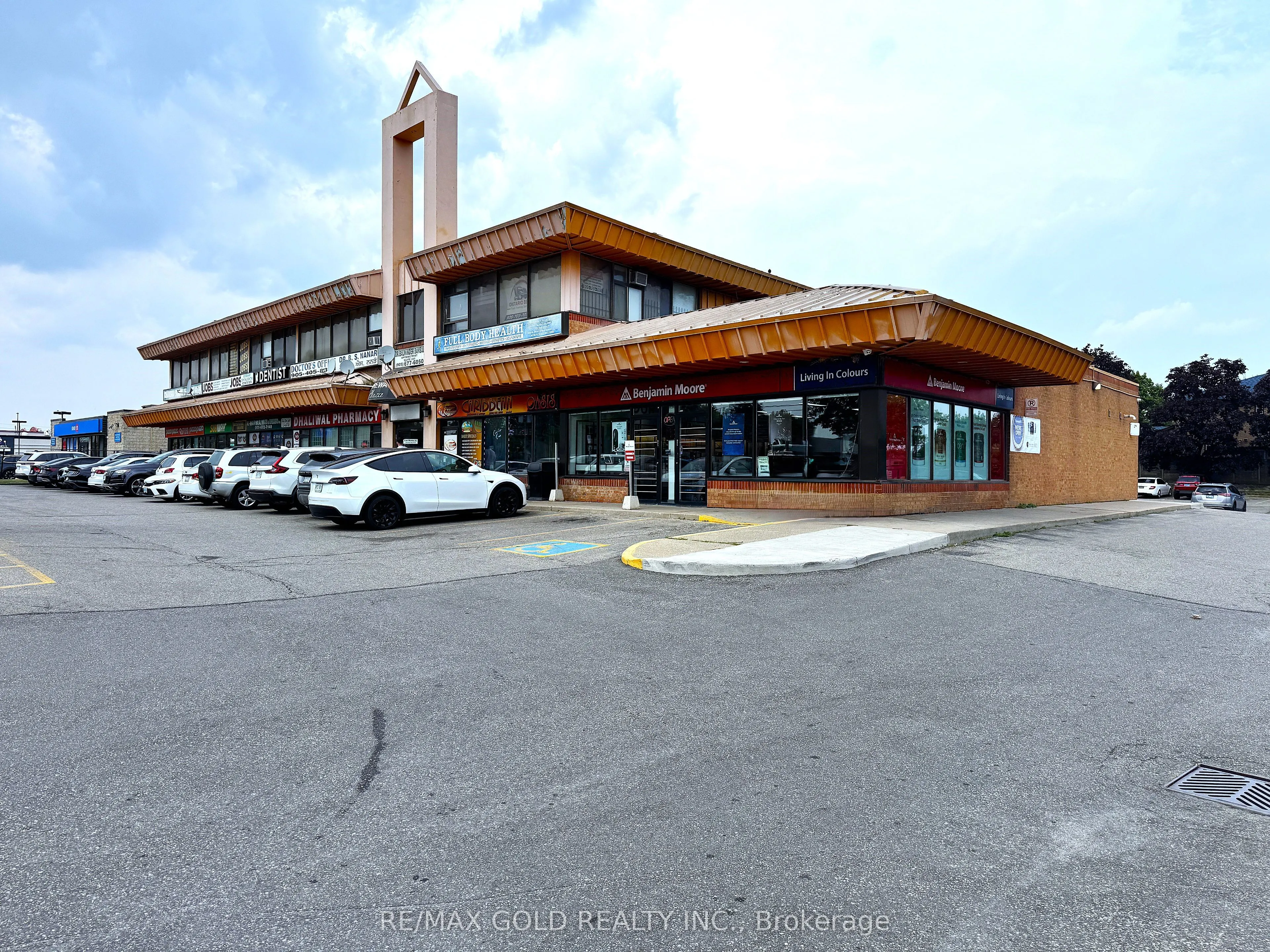 7125 Goreway Drive, #202