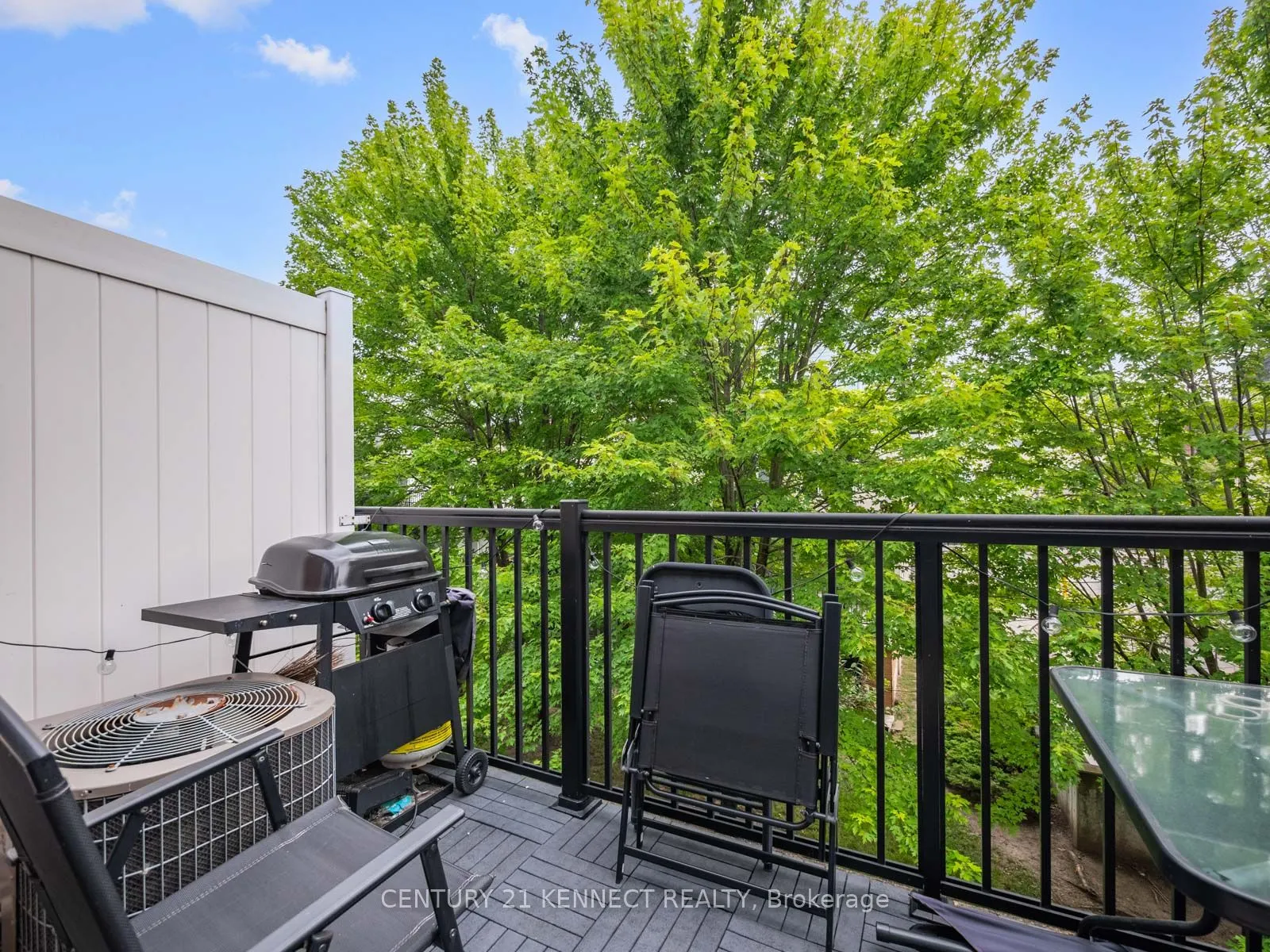 65 George Appleton Way, #2075