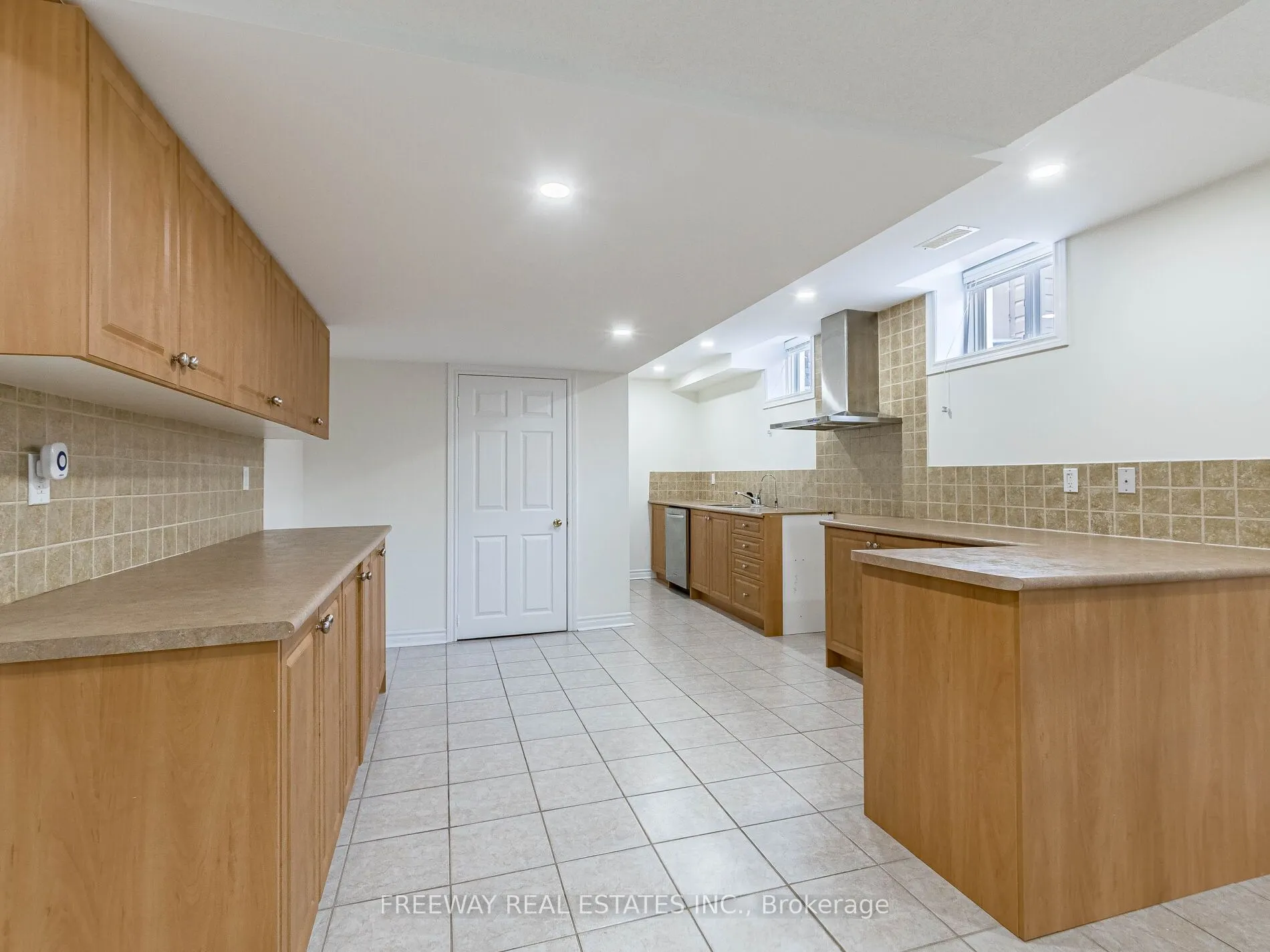 47 Kootenay Place