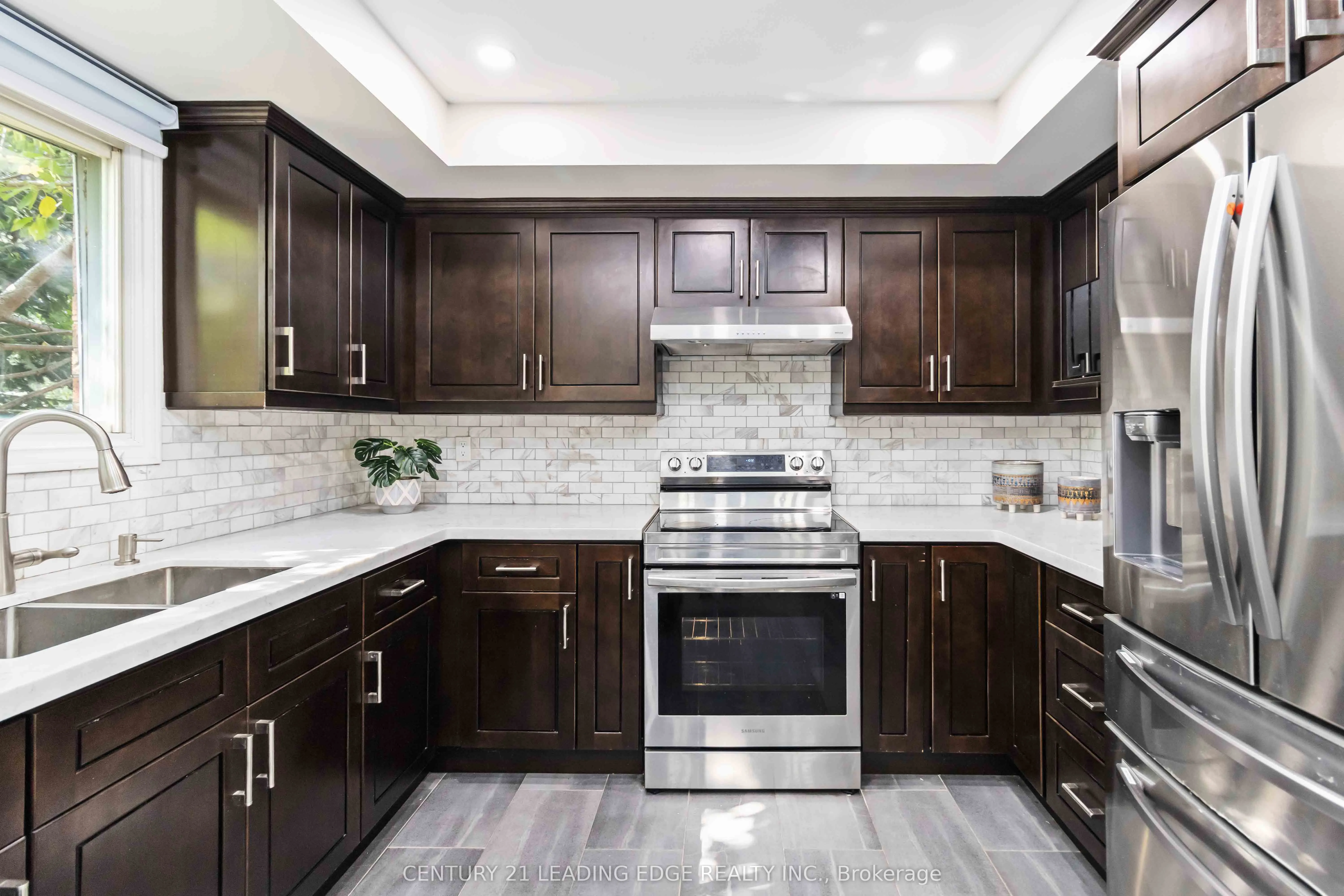 5201 CHAMPLAIN Trail