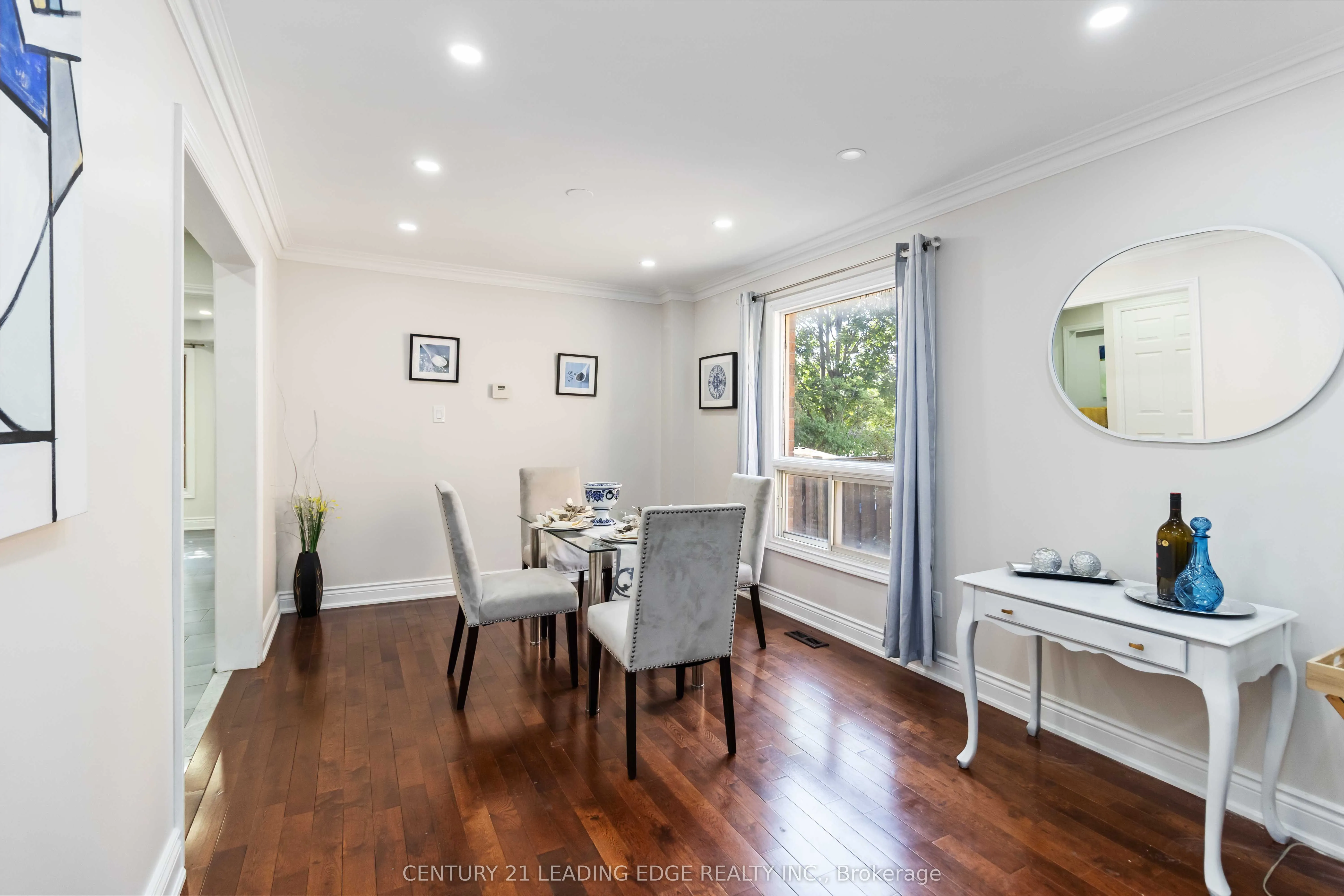 5201 CHAMPLAIN Trail