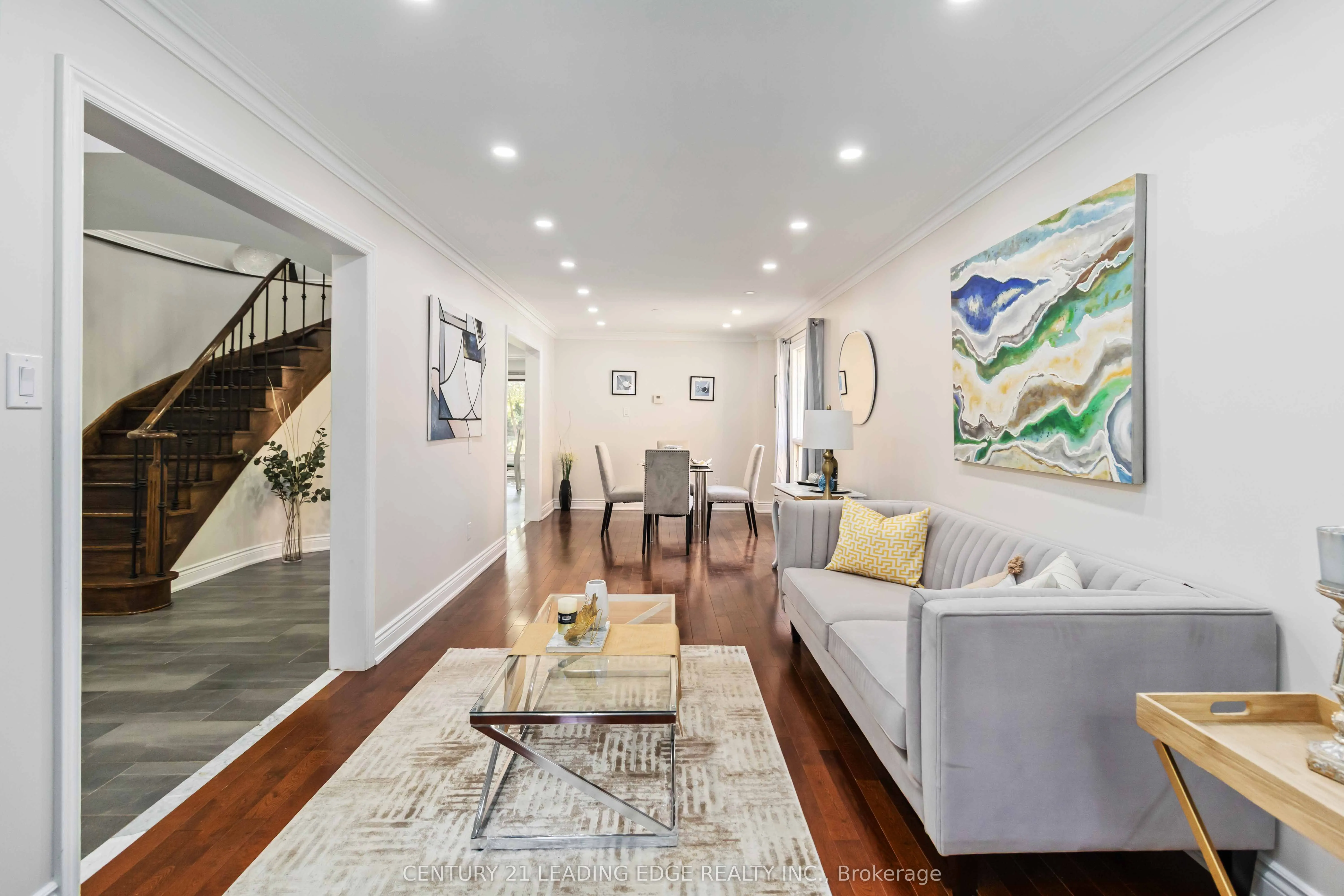 5201 CHAMPLAIN Trail