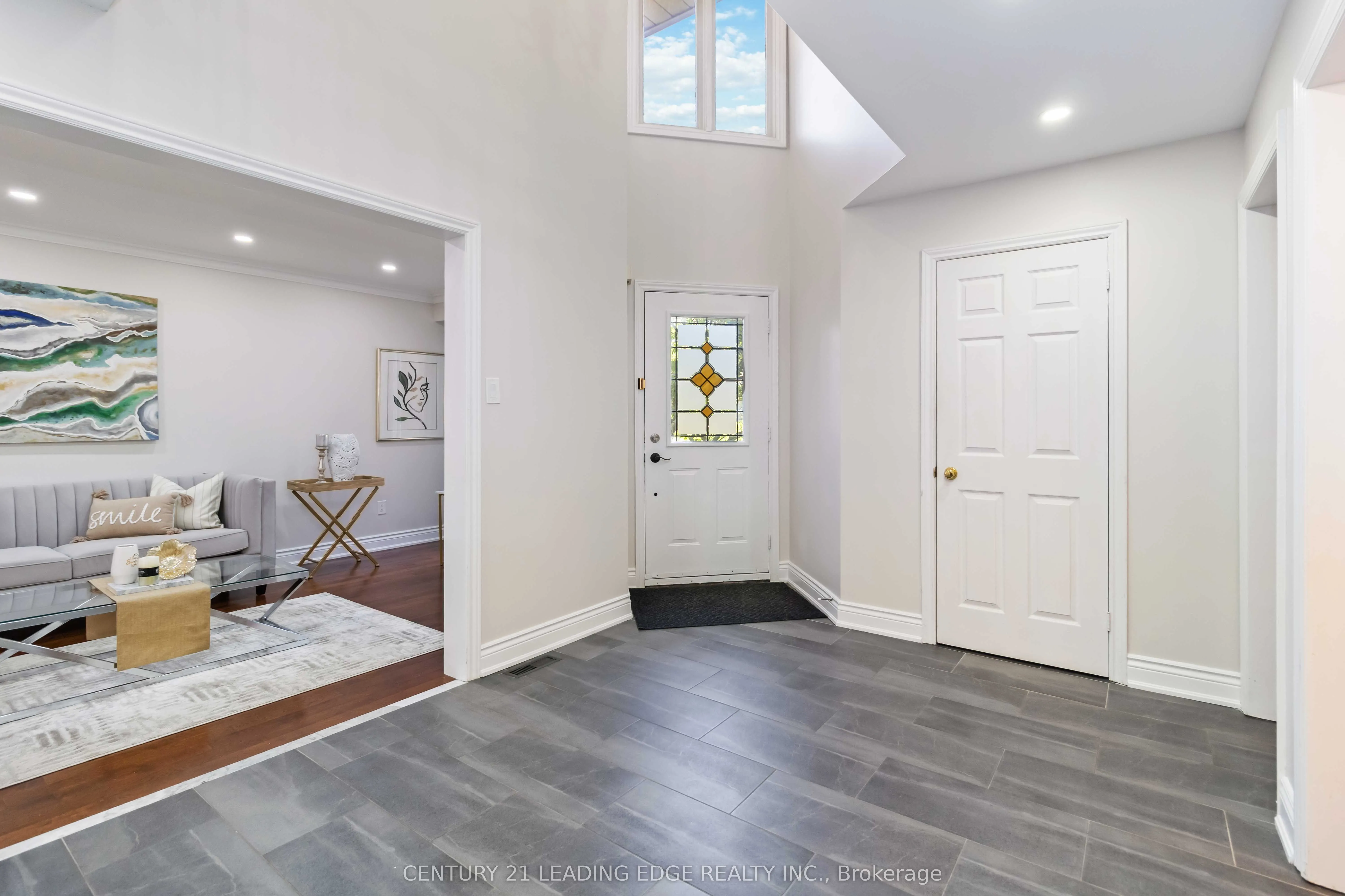 5201 CHAMPLAIN Trail