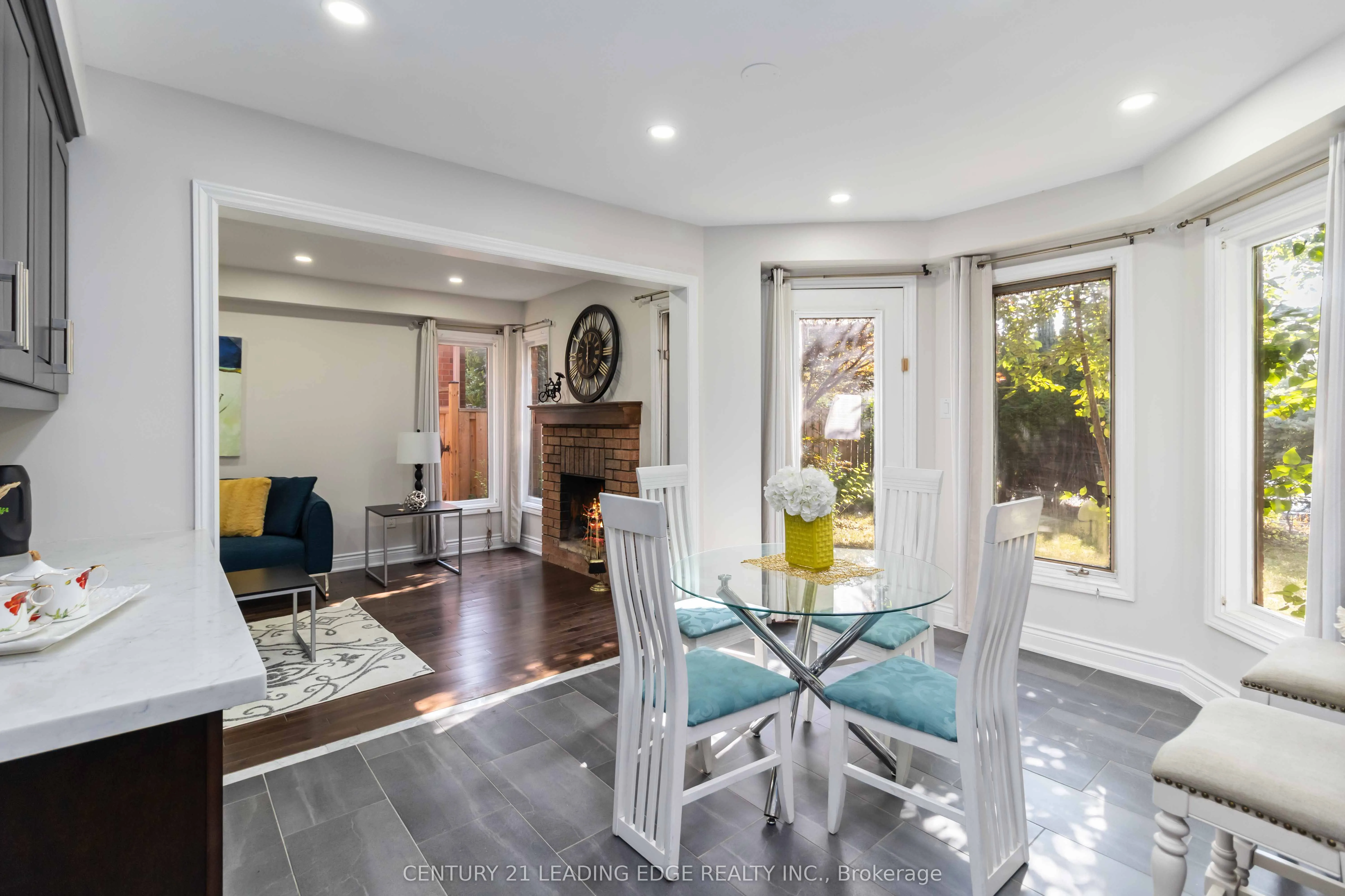5201 CHAMPLAIN Trail
