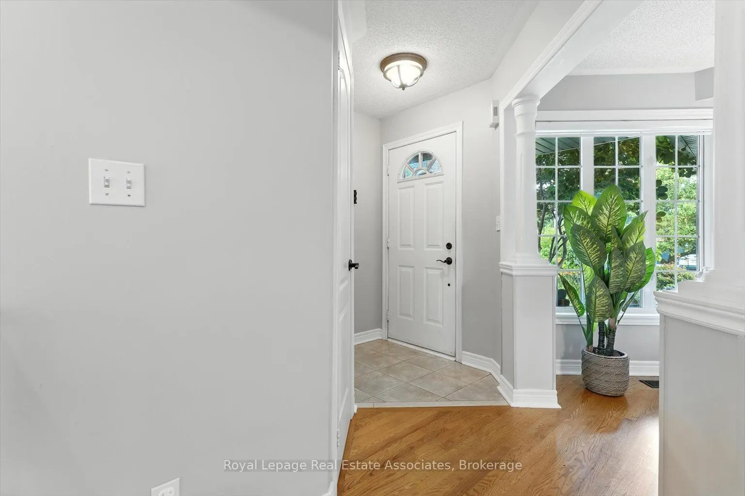 151 Mowat Crescent