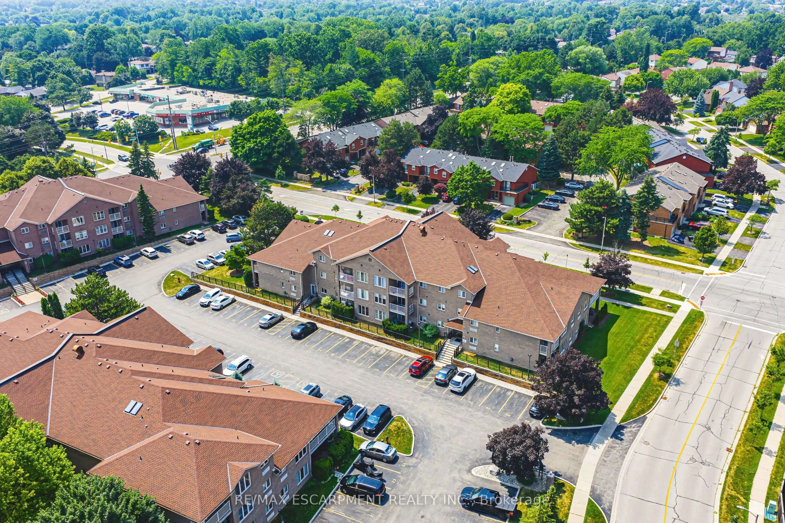 3050 Pinemeadow Drive, #6
