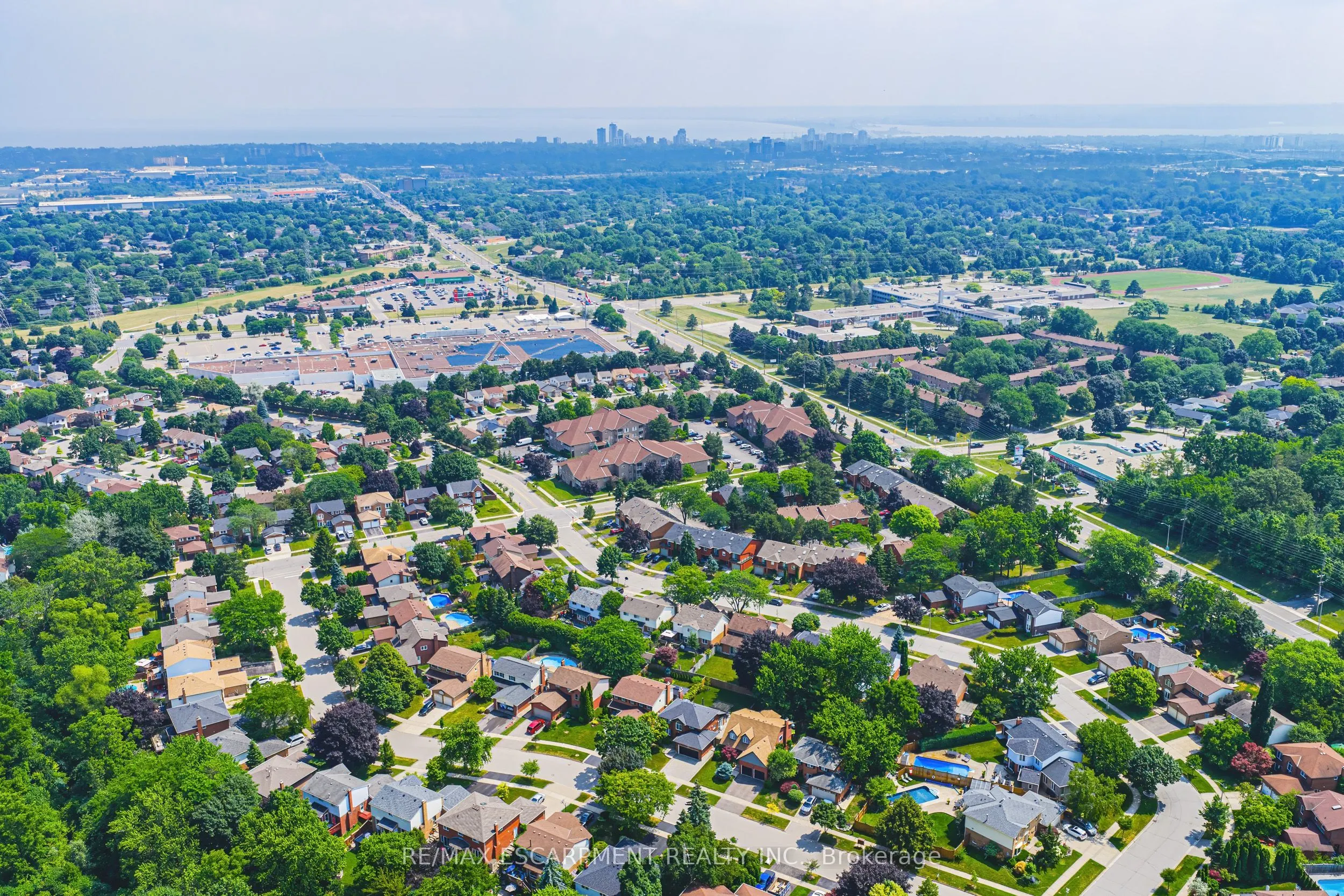 3050 Pinemeadow Drive, #6