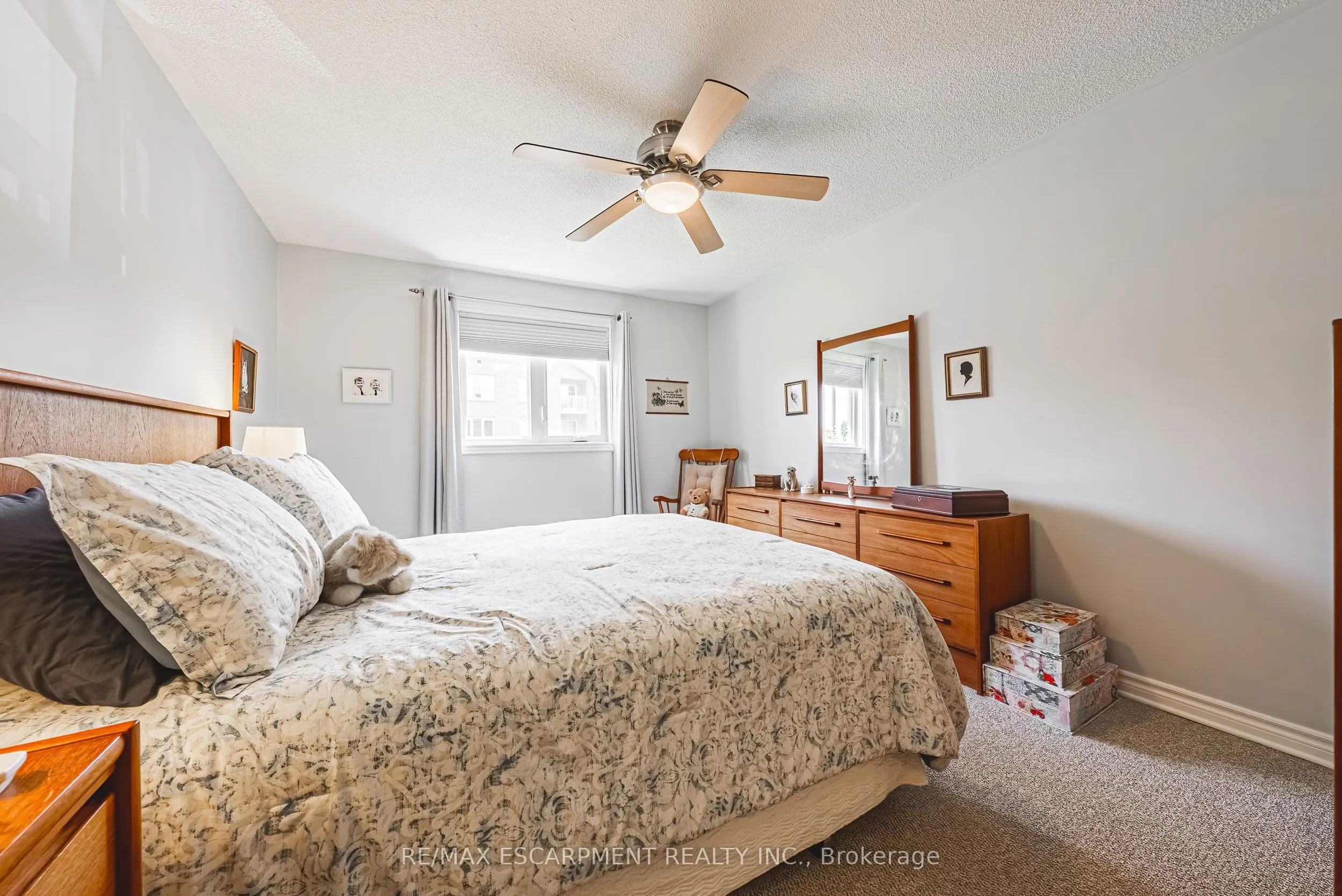 3050 Pinemeadow Drive, #6