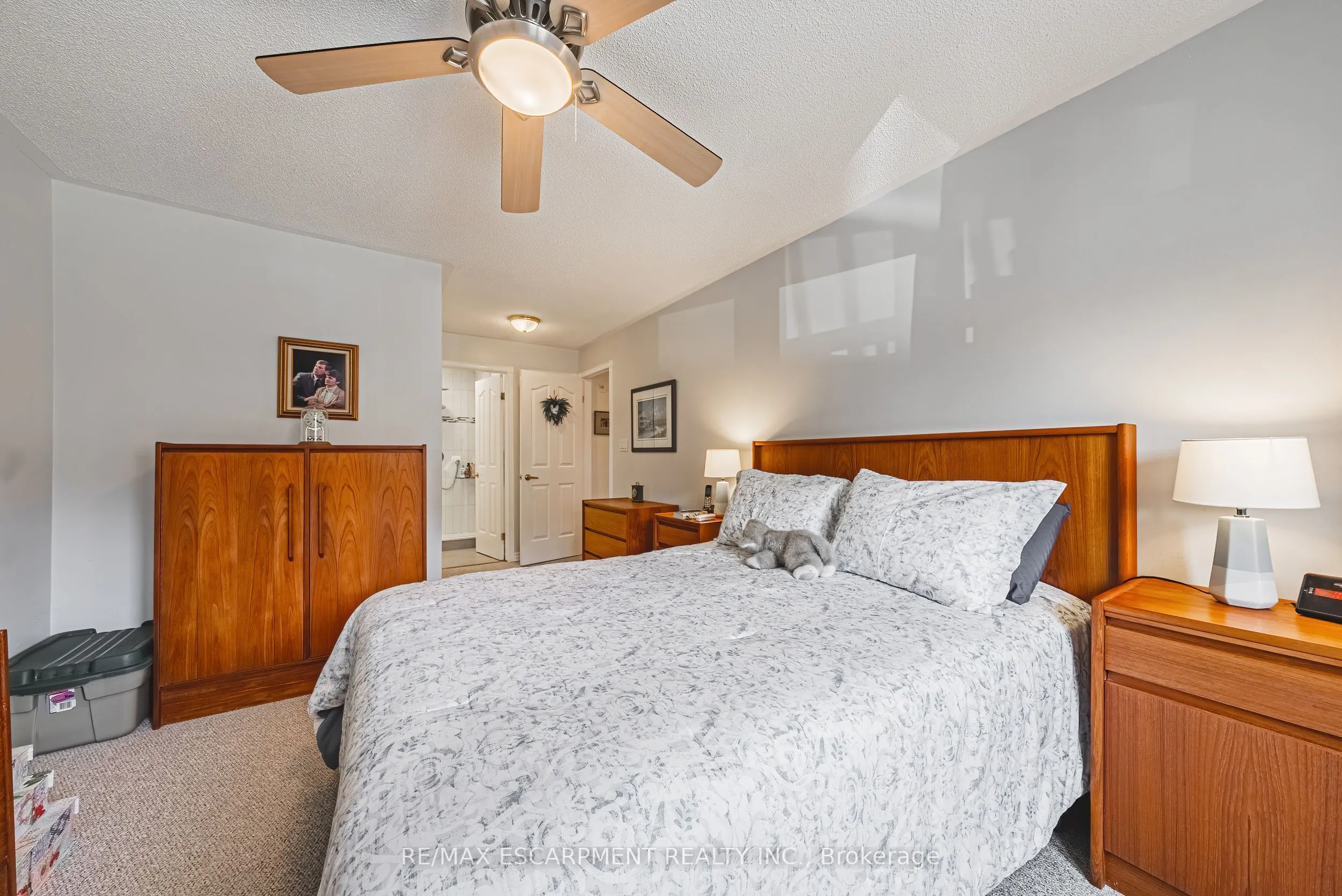 3050 Pinemeadow Drive, #6